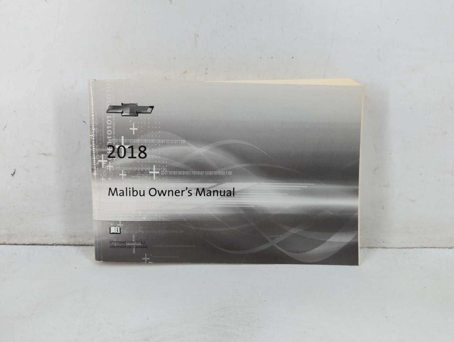 2018 Chevrolet Malibu Owners Manual Book Guide P/N:23378946 A OEM Used Auto Parts - Oemusedautoparts1.com
