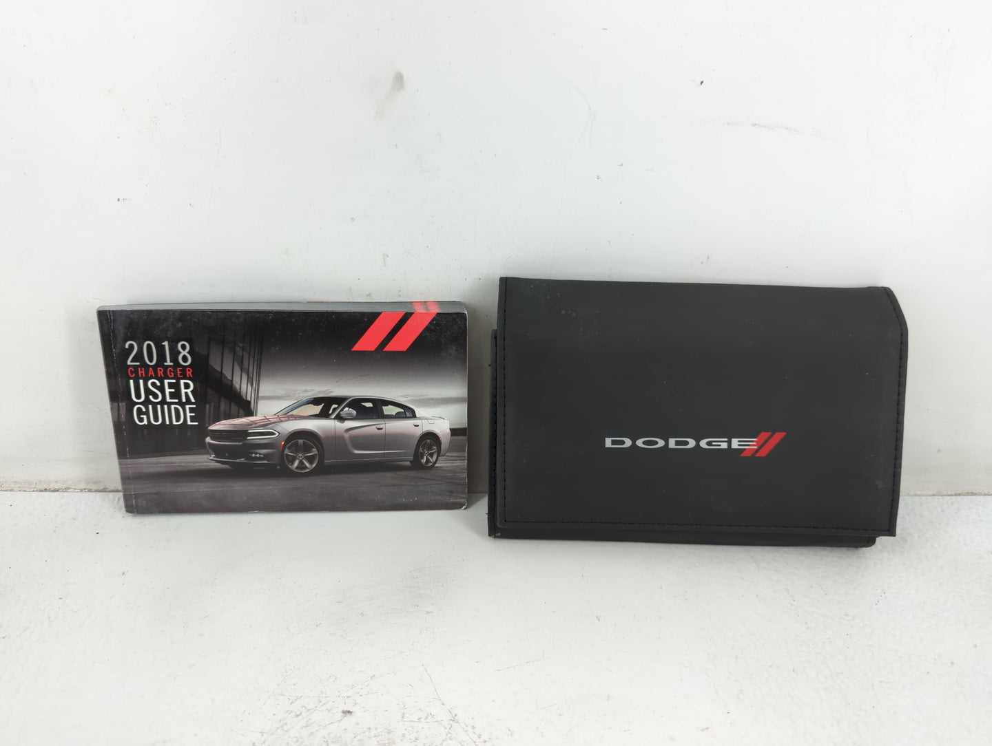 2018 Dodge Charger Owners Manual Book Guide P/N:18LD-926-AA OEM Used Auto Parts - Oemusedautoparts1.com