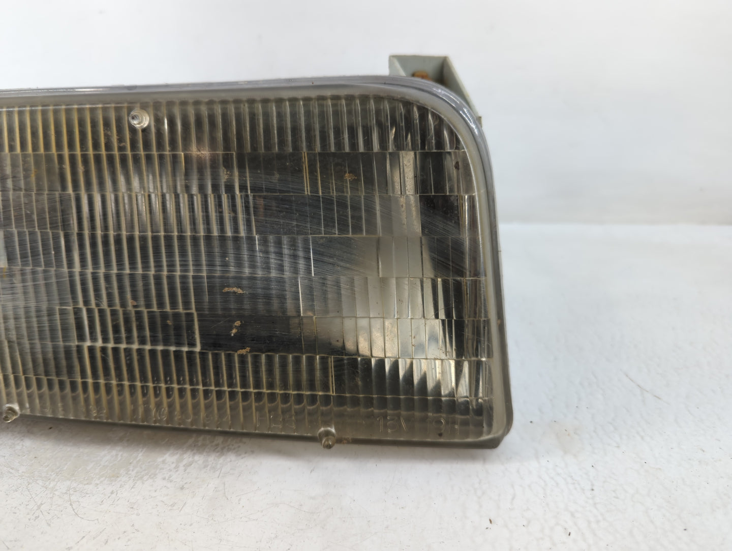 1992-1996 Ford F-150 Passenger Right Oem Head Light Headlight Lamp - Oemusedautoparts1.com