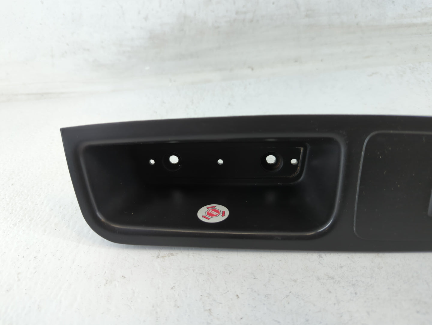 2008-2009 Chevrolet Malibu Master Power Window Switch Replacement Driver Side Left P/N:2746199 25952180 Fits Fits 2008 2009 OEM Used Auto Parts - Oemusedautoparts1.com