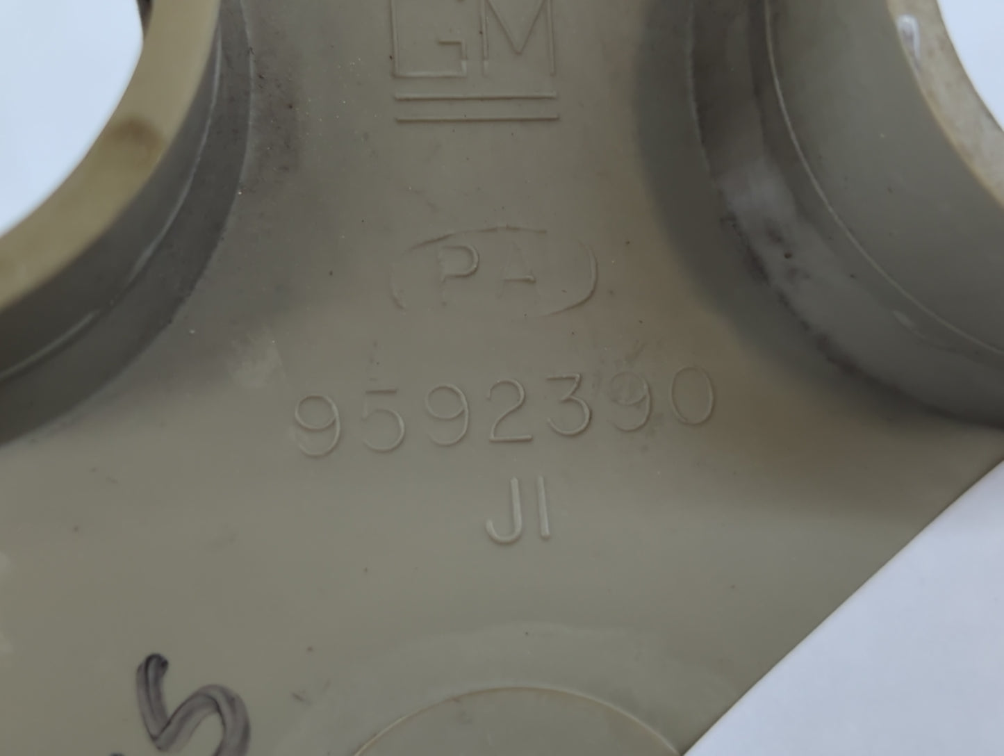 2000 Dodge Caravan Rim Wheel Center Cap - Oemusedautoparts1.com