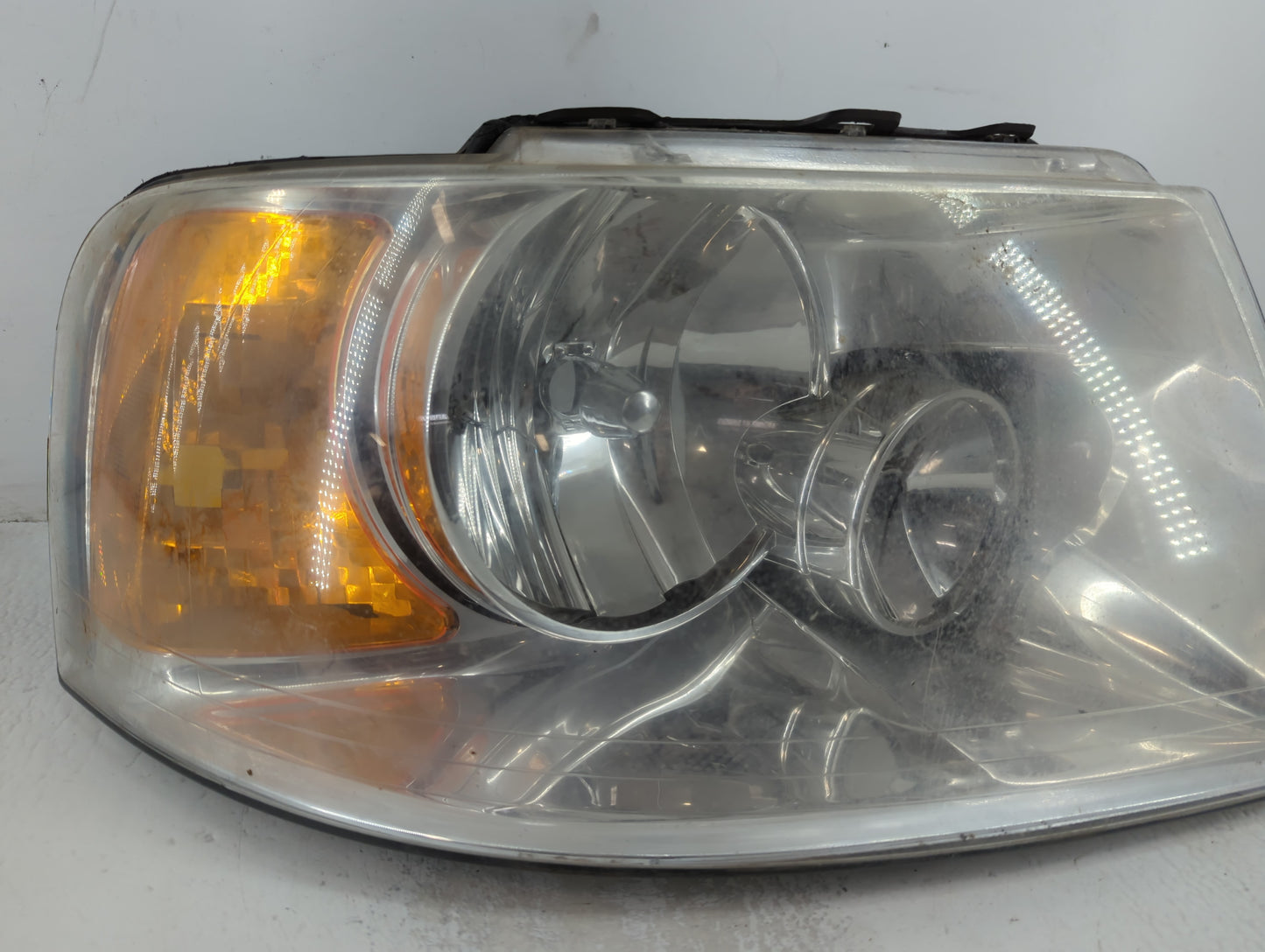 2006 Ford Expedition Passenger Right Oem Head Light Headlight Lamp - Oemusedautoparts1.com