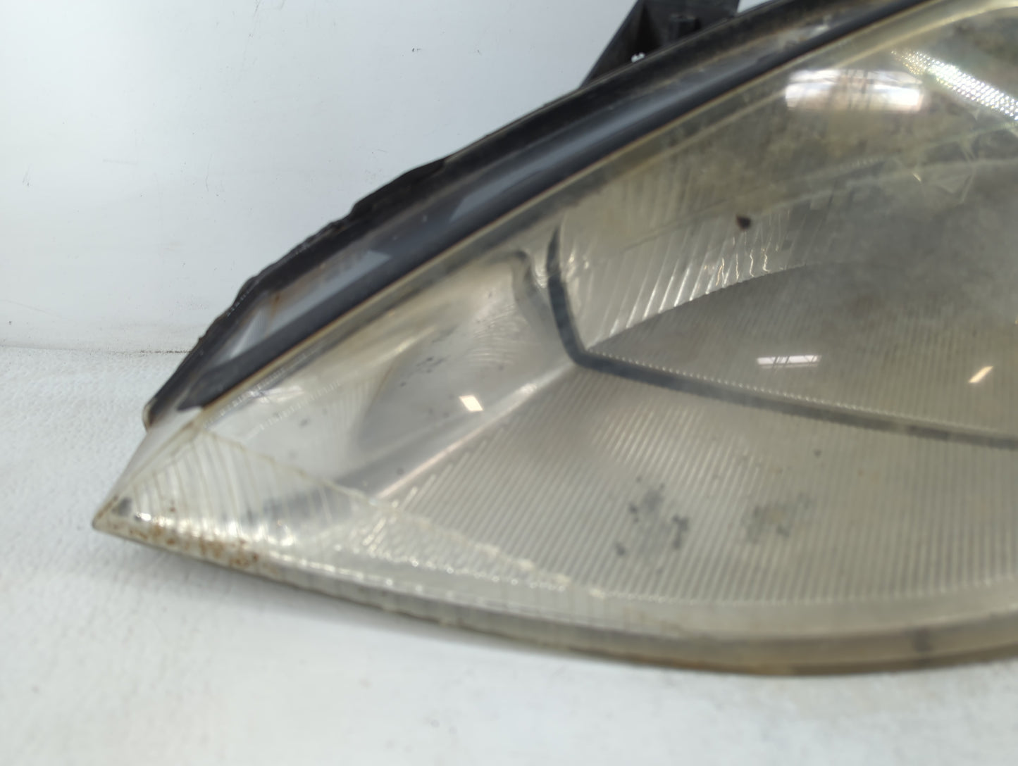 2000-2002 Ford Focus Driver Left Oem Head Light Headlight Lamp - Oemusedautoparts1.com