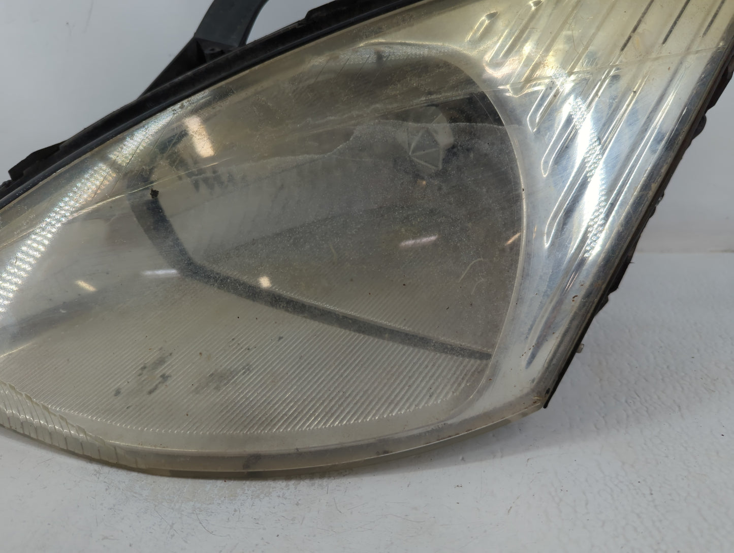 2000-2002 Ford Focus Driver Left Oem Head Light Headlight Lamp - Oemusedautoparts1.com