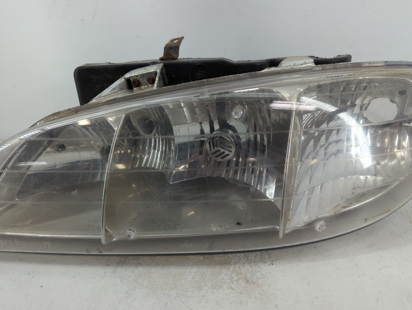 1992-1995 Pontiac Grand Am Driver Left Oem Head Light Headlight Lamp - Oemusedautoparts1.com