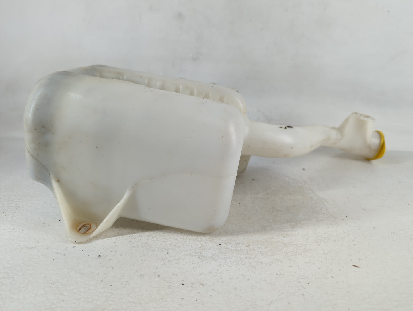 2008-2011 Ford Focus Windshield Washer Fluid Reservoir Bottle Oem - Oemusedautoparts1.com