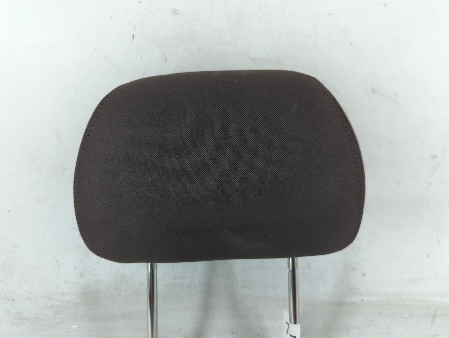 2011-2012 Chevrolet Malibu Headrest Head Rest Front Driver Passenger Seat Fits Fits 2011 2012 OEM Used Auto Parts - Oemusedautoparts1.com