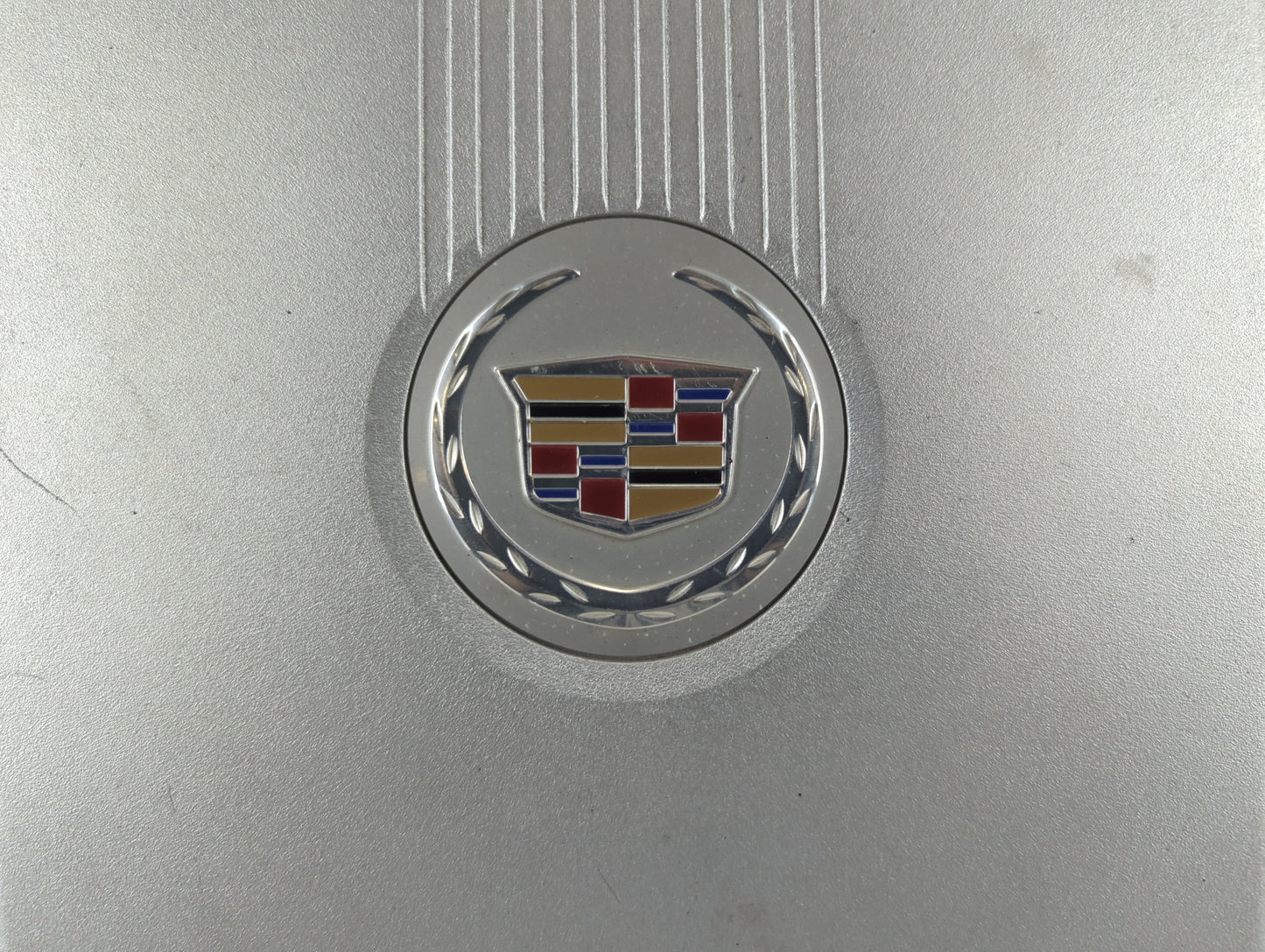 2009 Cadillac Cts Engine Cover - Oemusedautoparts1.com