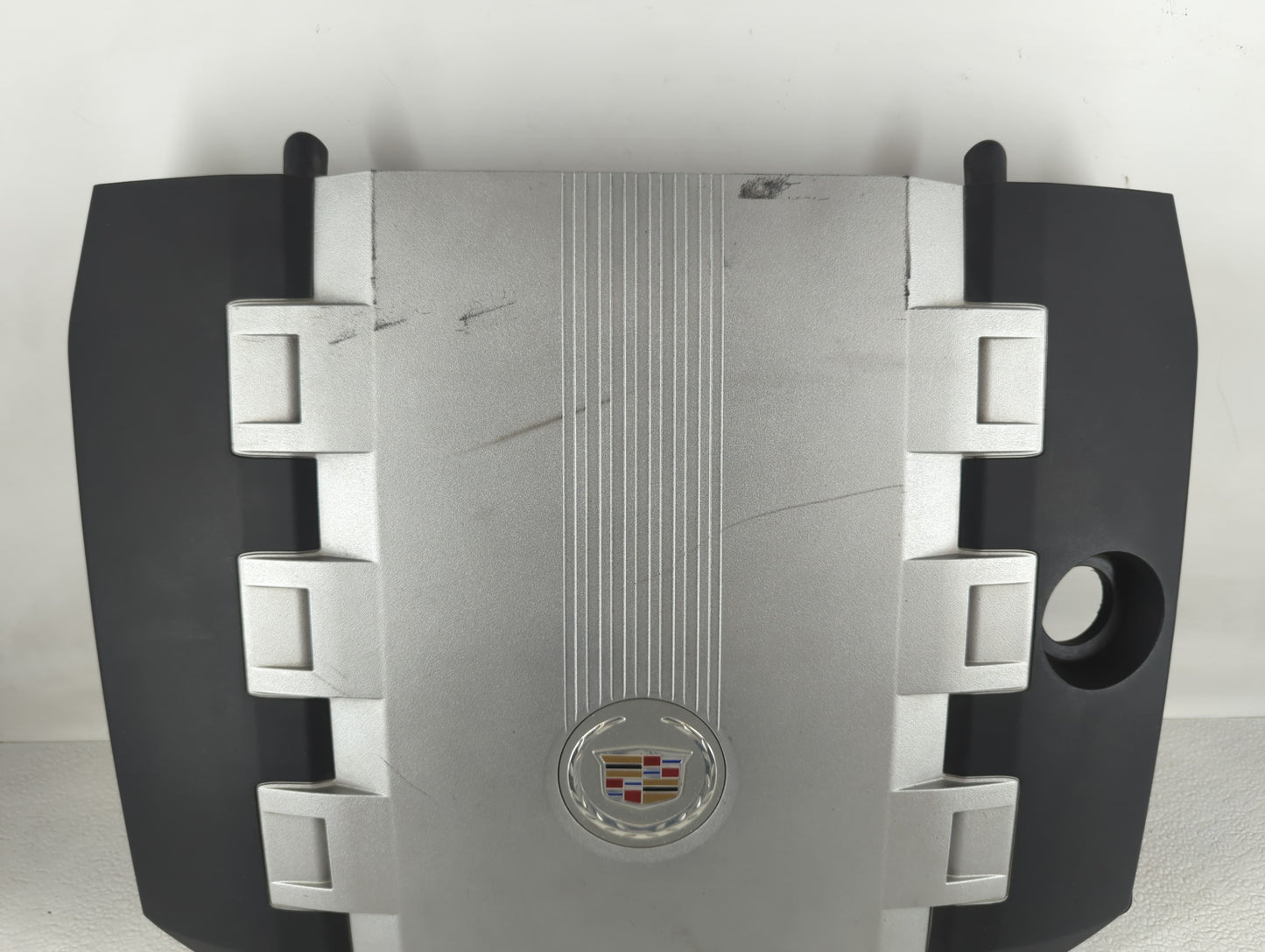 2009 Cadillac Cts Engine Cover - Oemusedautoparts1.com