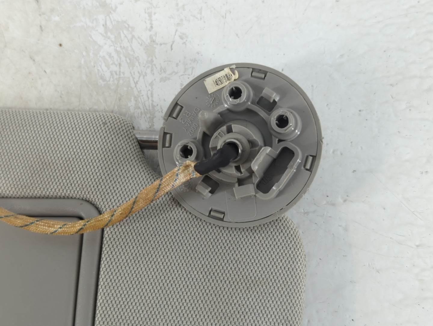 2013-2016 Chevrolet Malibu Sun Visor Shade Replacement Passenger Right Mirror Fits Fits 2013 2014 2015 2016 OEM Used Auto Parts - Oemusedautoparts1.com