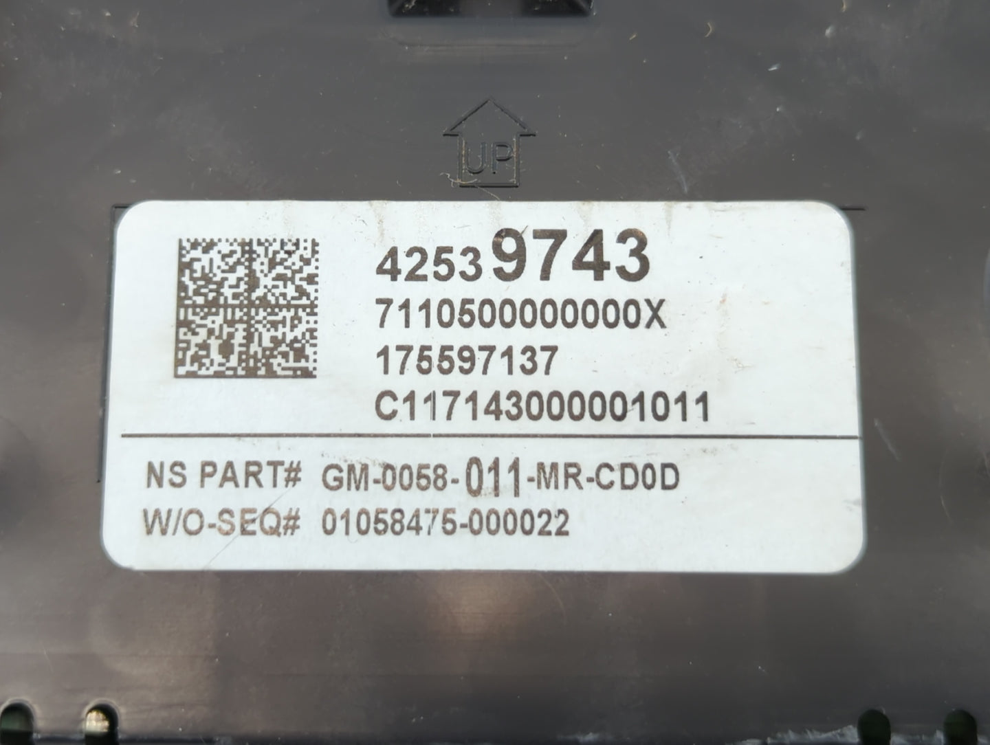 2017-2018 Buick Encore Instrument Cluster Speedometer Gauges P/N:42539743 Fits Fits 2017 2018 OEM Used Auto Parts - Oemusedautoparts1.com
