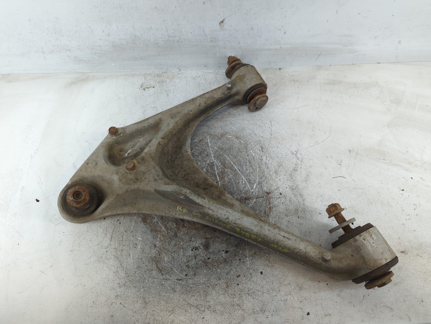 2008 Pontiac Solstice Upper Control Arm - Oemusedautoparts1.com