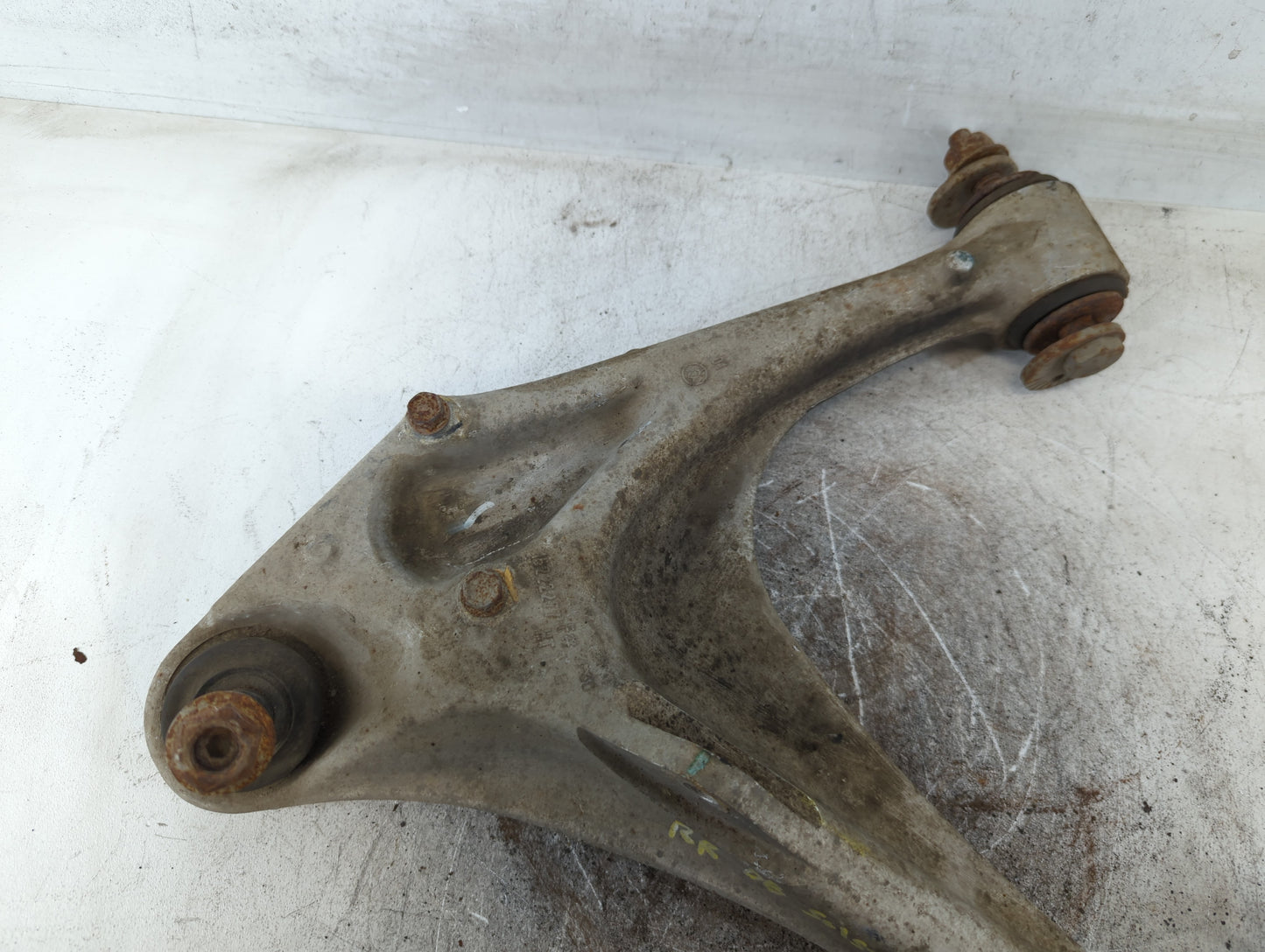 2008 Pontiac Solstice Upper Control Arm - Oemusedautoparts1.com