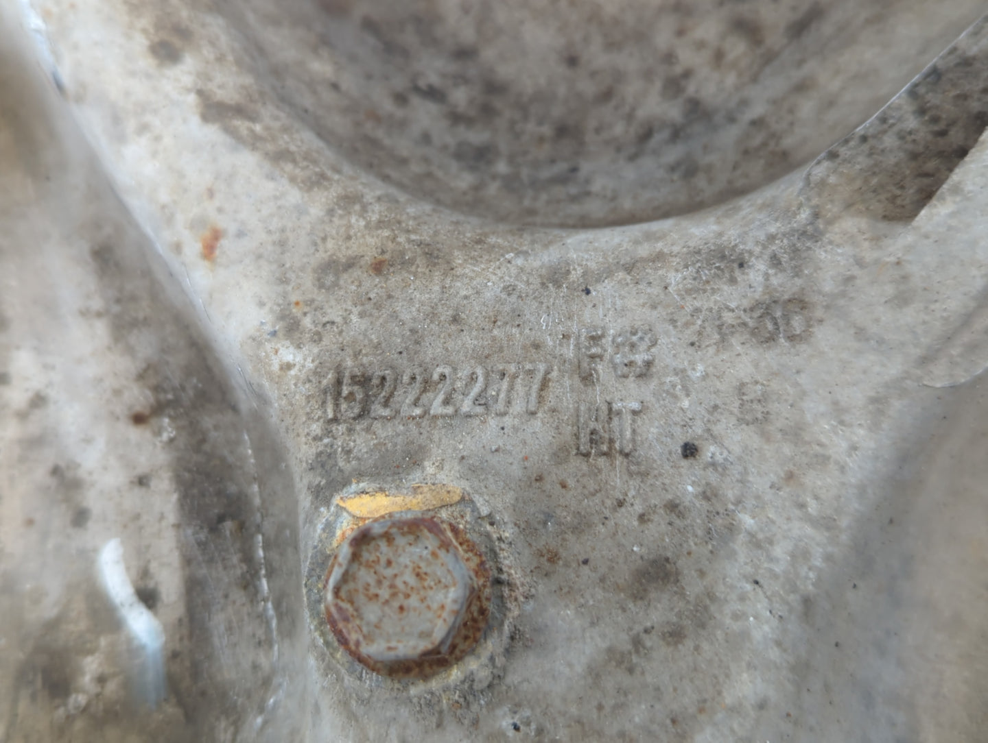 2008 Pontiac Solstice Upper Control Arm - Oemusedautoparts1.com