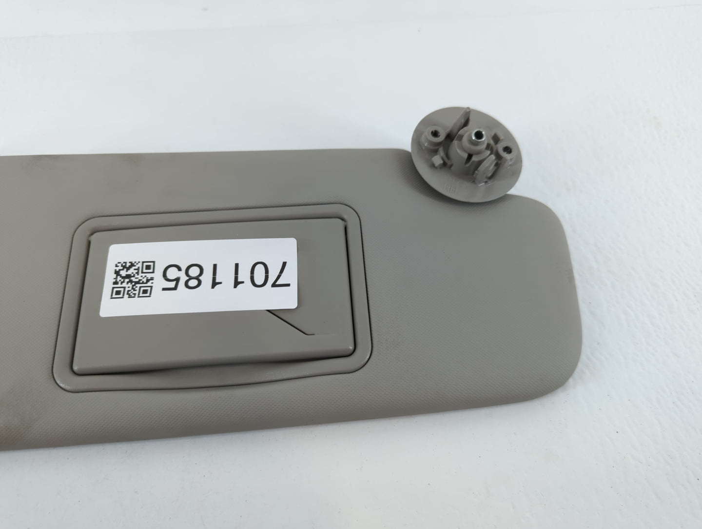 2012-2019 Chevrolet Sonic Sun Visor Shade Replacement Passenger Right Mirror Fits Fits 2012 2013 2014 2015 2016 2017 2018 2019 OEM Used Auto Parts - Oemusedautoparts1.com