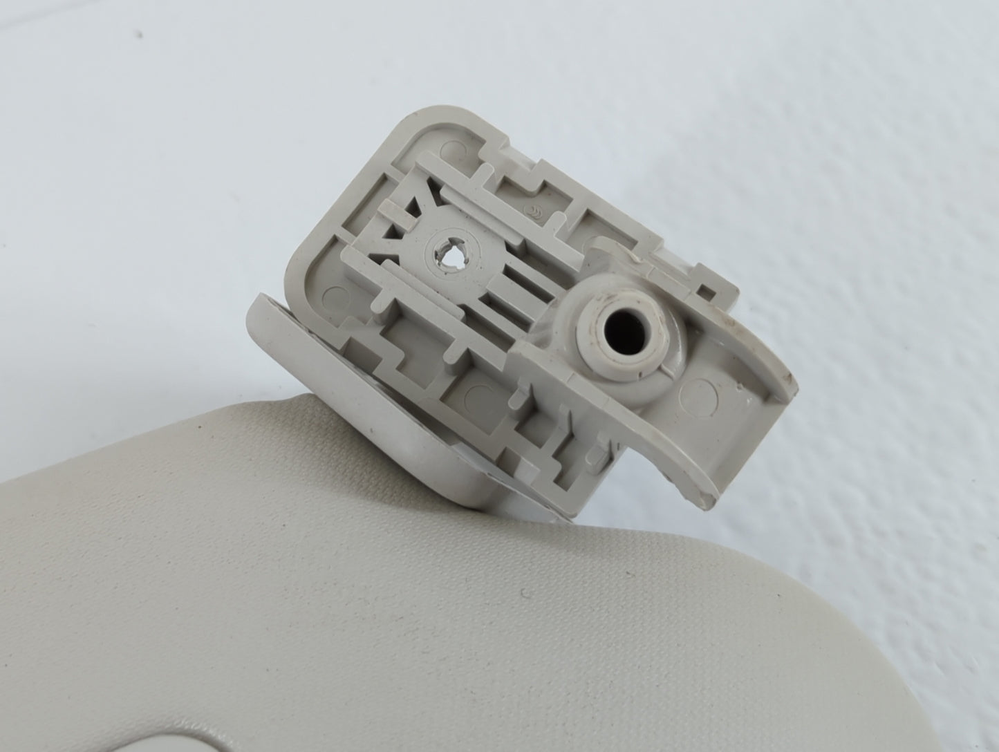 2021-2022 Ford Escape Sun Visor Shade Replacement Passenger Right Mirror Fits Fits 2021 2022 OEM Used Auto Parts - Oemusedautoparts1.com