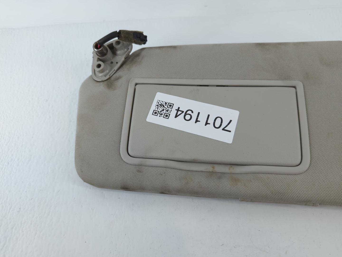 2010-2014 Subaru Legacy Sun Visor Shade Replacement Driver Left Mirror Fits Fits 2010 2011 2012 2013 2014 OEM Used Auto Parts - Oemusedautoparts1.com