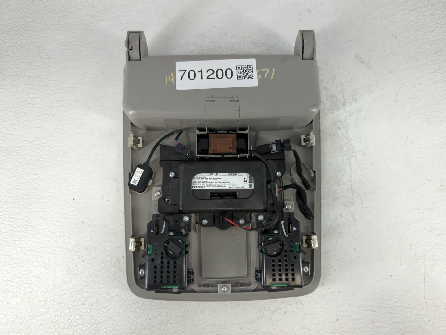 2015 Chevrolet Malibu Overhead Roof Console - Oemusedautoparts1.com