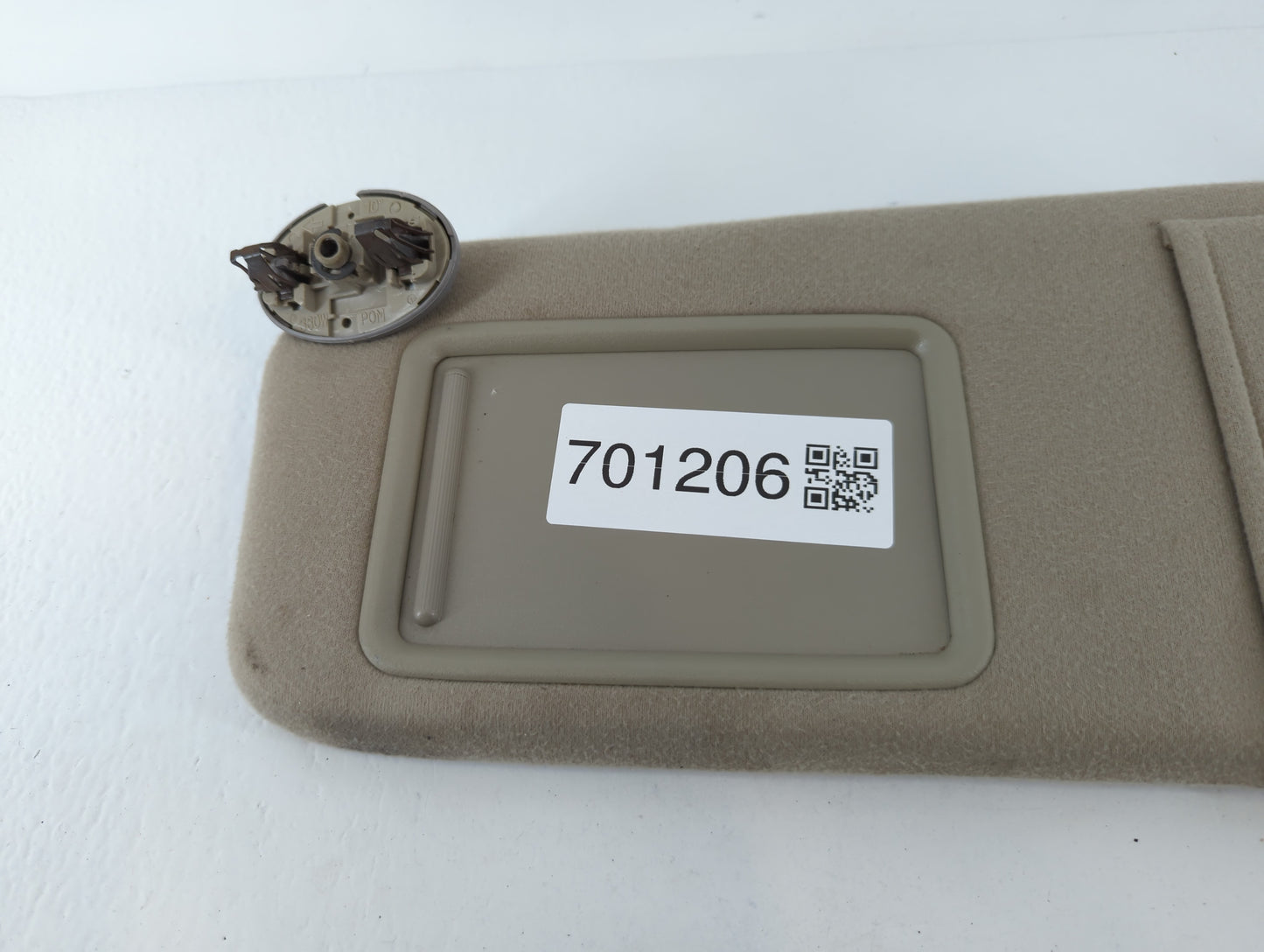 2007-2011 Toyota Camry Sun Visor Shade Replacement Passenger Right Mirror Fits Fits 2007 2008 2009 2010 2011 OEM Used Auto Parts - Oemusedautoparts1.com