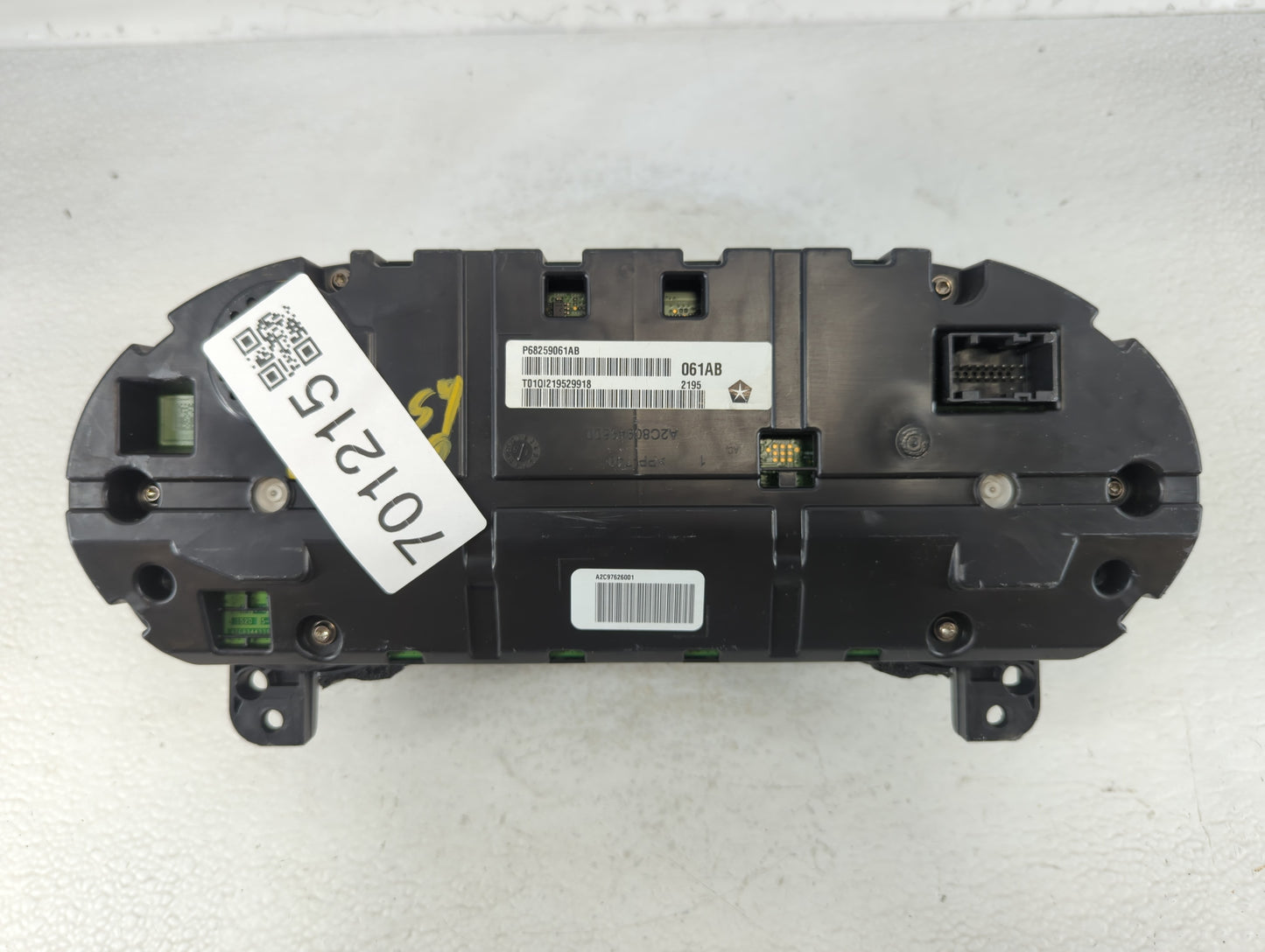 2016 Chrysler 200 Instrument Cluster Speedometer Gauges P/N:P68259061AB Fits OEM Used Auto Parts - Oemusedautoparts1.com