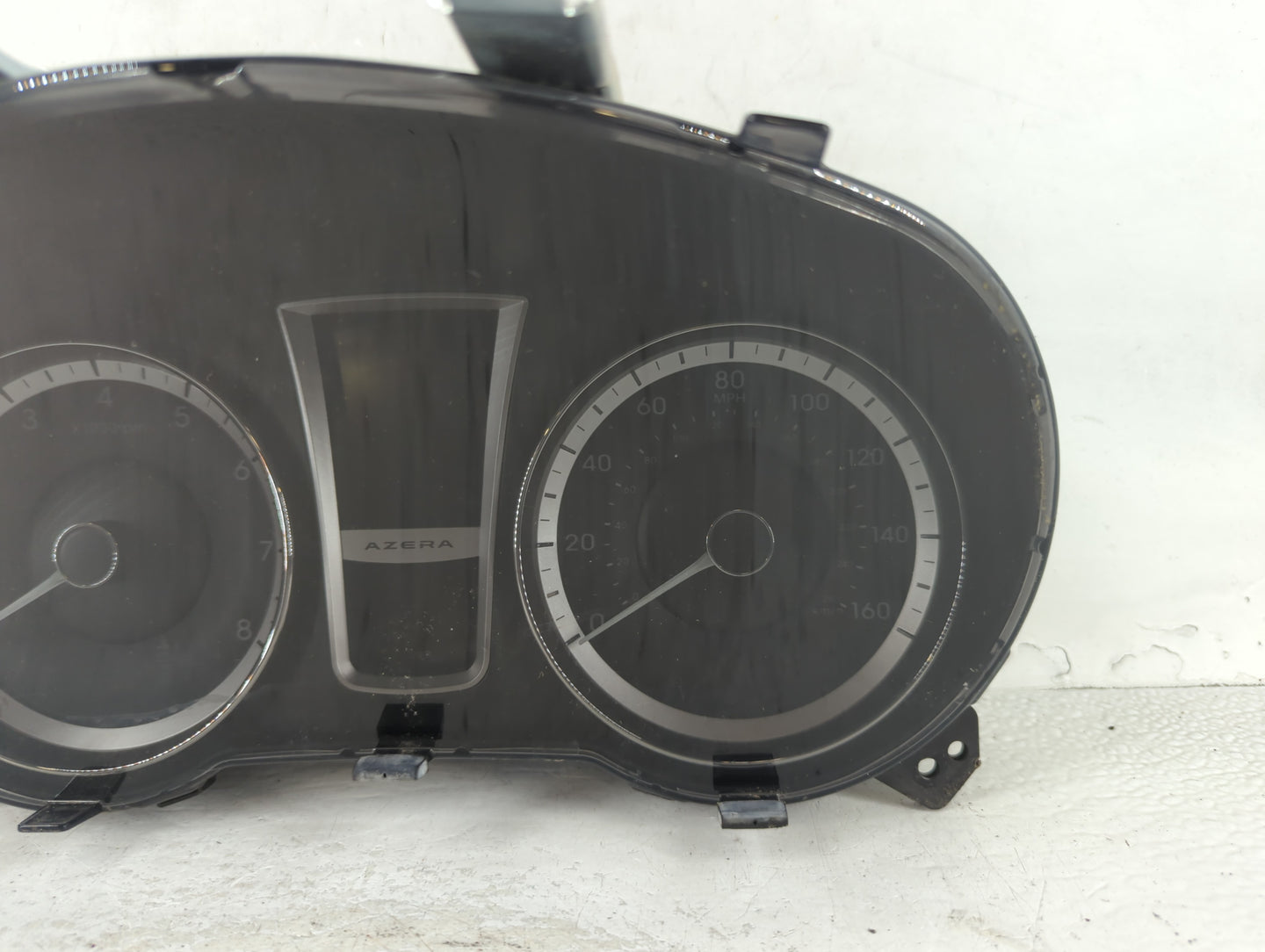 2012-2013 Hyundai Azera Instrument Cluster Speedometer Gauges P/N:94001-3V100 Fits Fits 2012 2013 OEM Used Auto Parts - Oemusedautoparts1.com