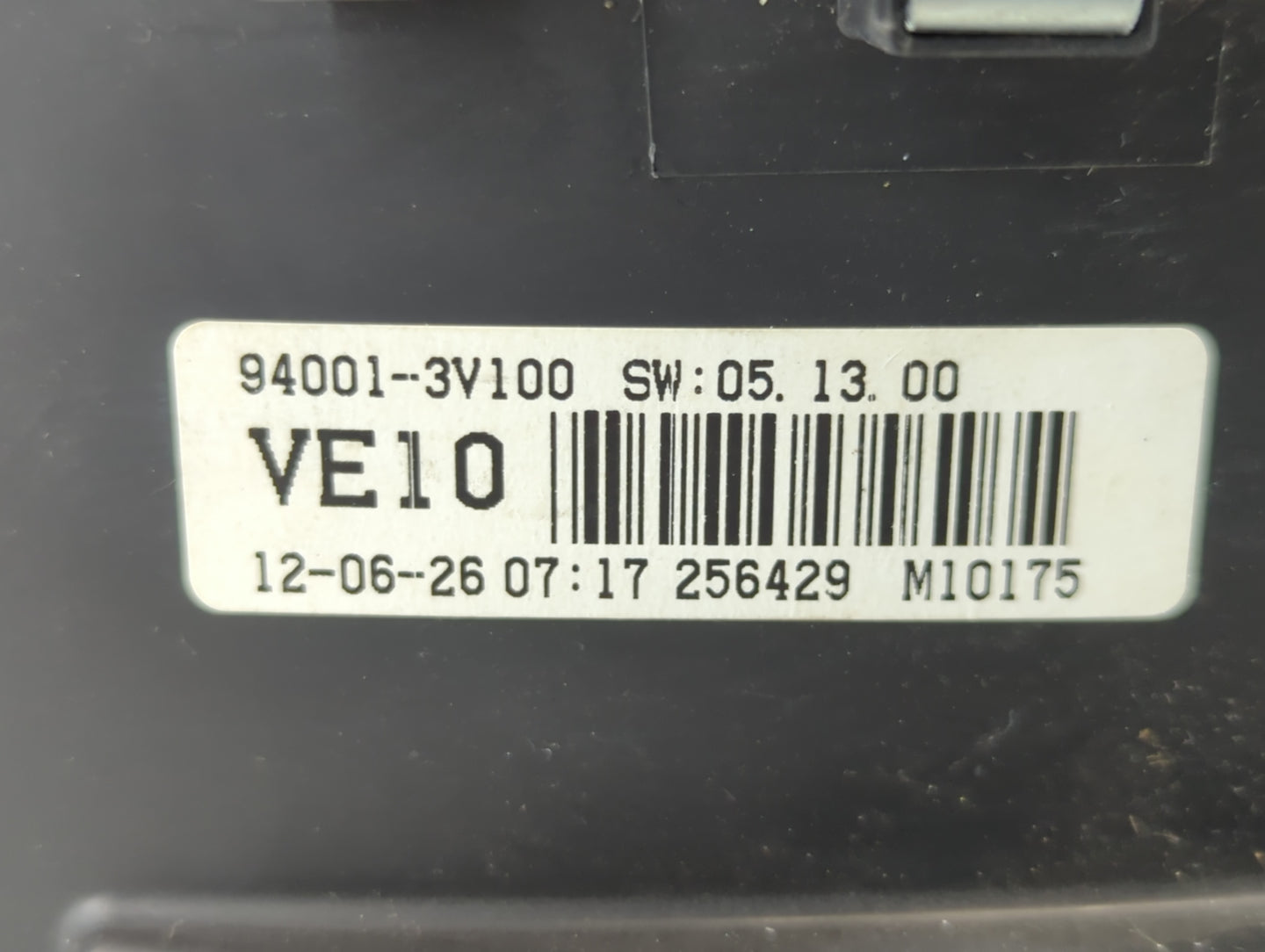 2012-2013 Hyundai Azera Instrument Cluster Speedometer Gauges P/N:94001-3V100 Fits Fits 2012 2013 OEM Used Auto Parts - Oemusedautoparts1.com