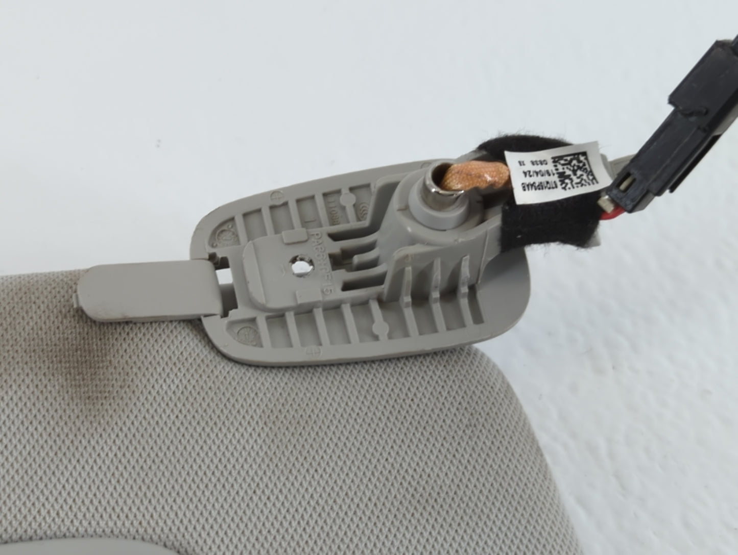 2019 Jeep Compass Sun Visor Shade Replacement Passenger Right Mirror Fits OEM Used Auto Parts - Oemusedautoparts1.com