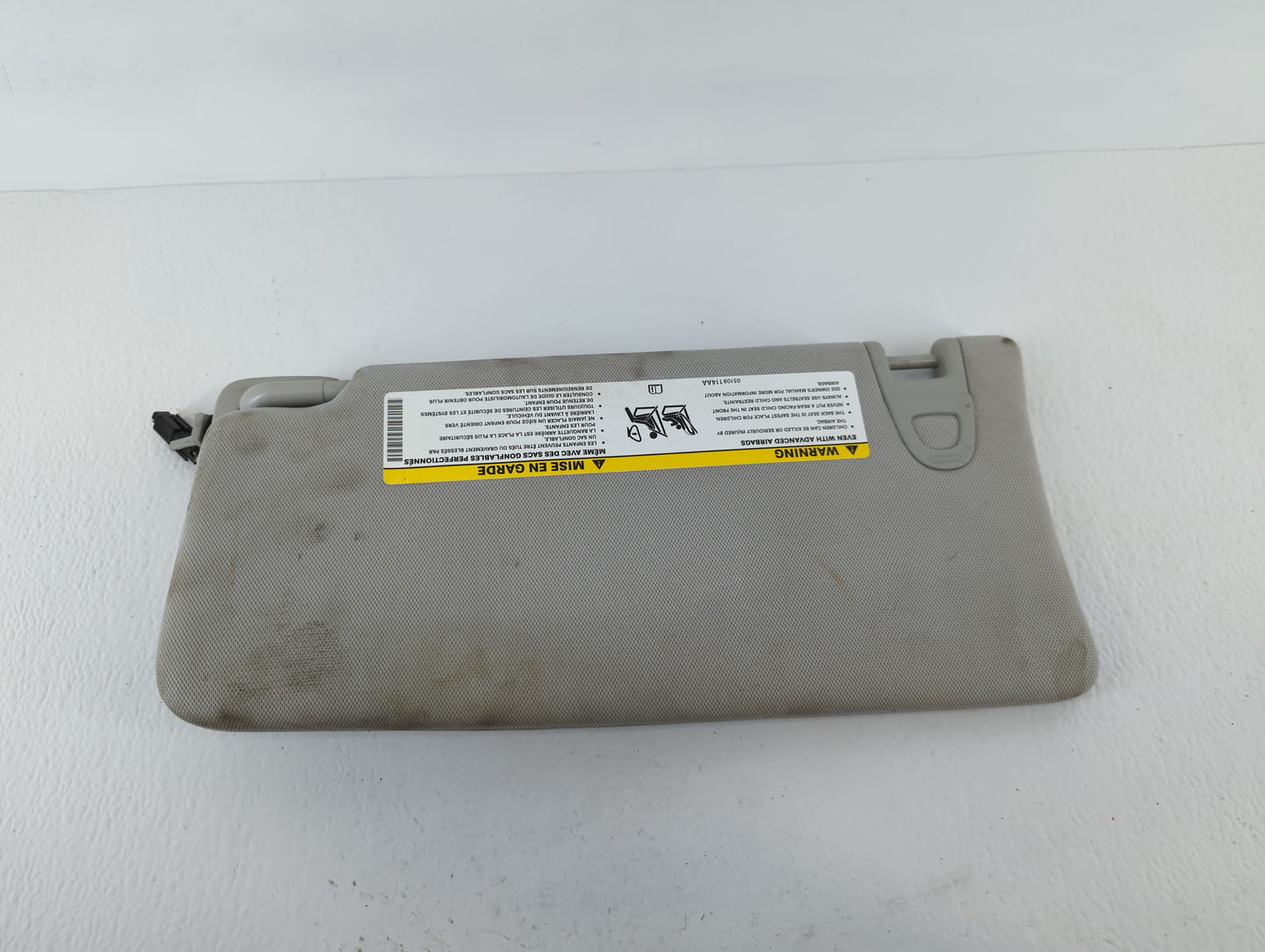 2019 Jeep Compass Sun Visor Shade Replacement Passenger Right Mirror Fits OEM Used Auto Parts - Oemusedautoparts1.com