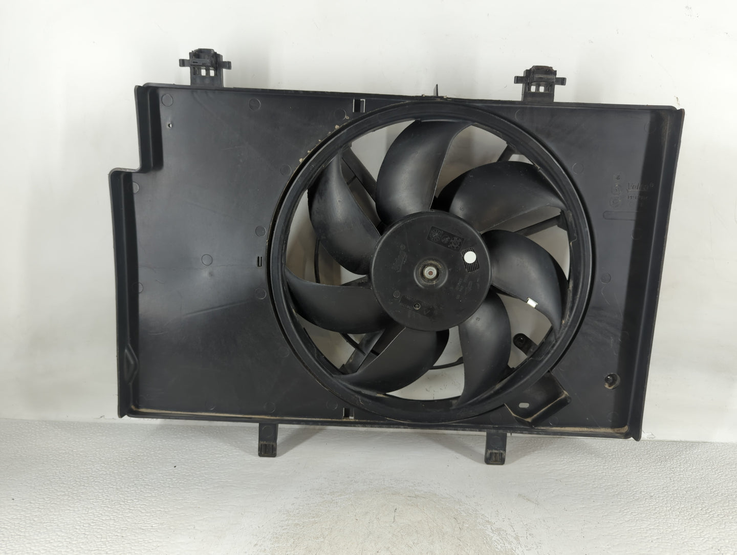 2011-2019 Ford Fiesta Left Radiator Fan Motor Assembly - Oemusedautoparts1.com
