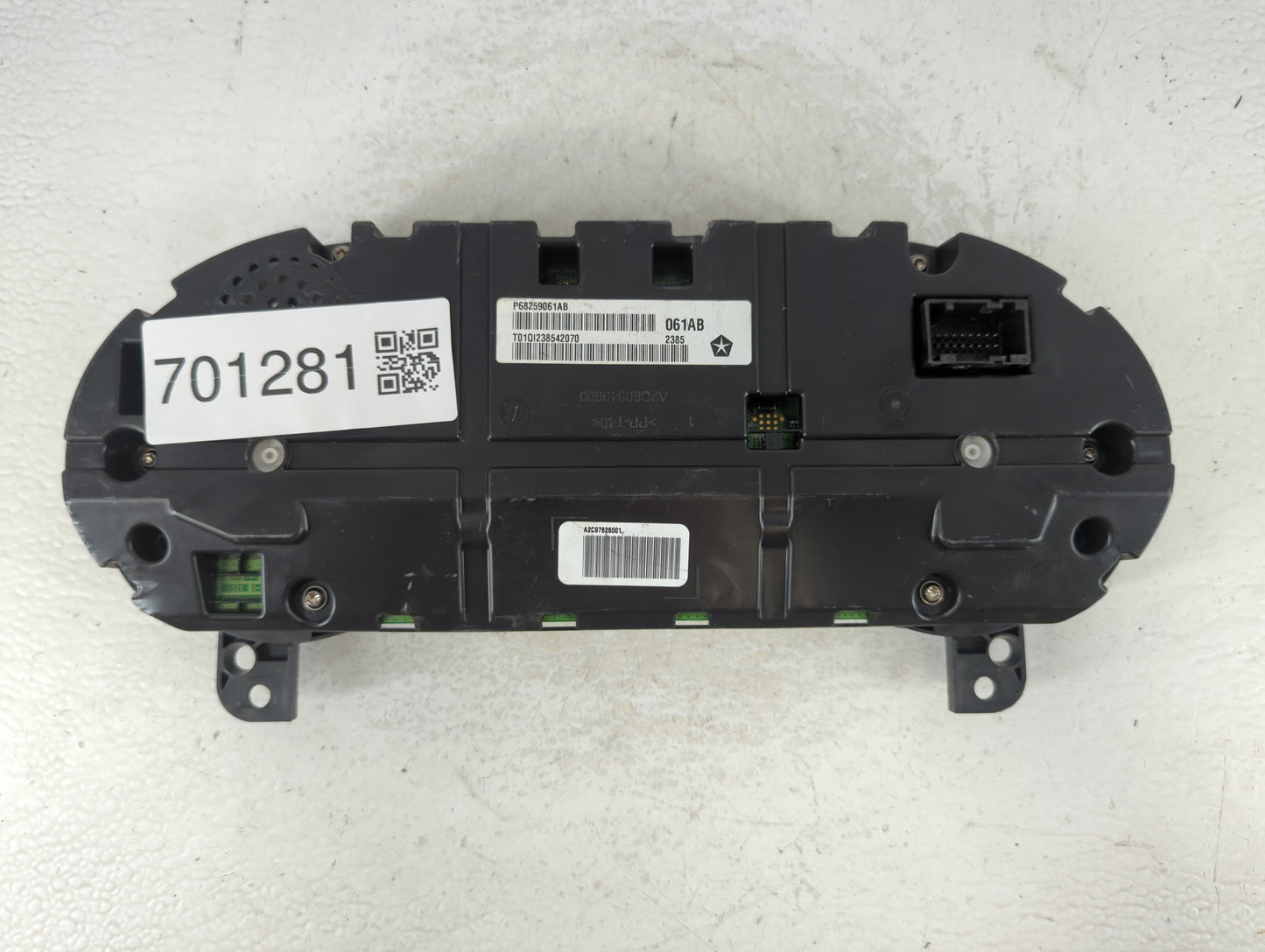 2016 Chrysler 200 Instrument Cluster Speedometer Gauges P/N:P68259061AB Fits OEM Used Auto Parts - Oemusedautoparts1.com