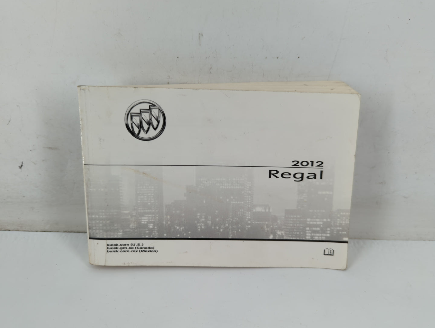 2012 Buick Regal Owners Manual Book Guide P/N:22860162 B OEM Used Auto Parts - Oemusedautoparts1.com