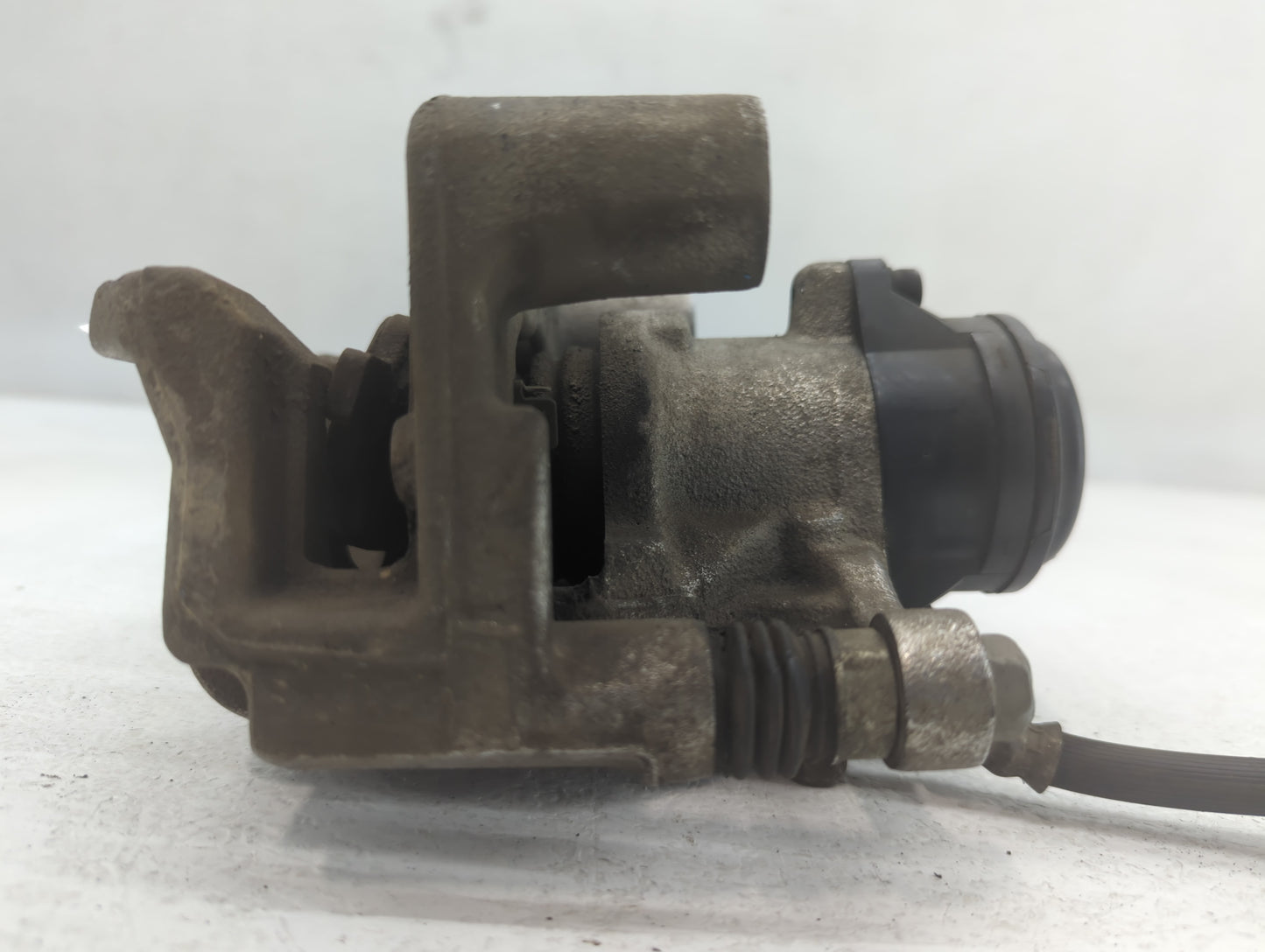 2020-2022 Kia Telluride Front Passenger Right Brake Caliper - Oemusedautoparts1.com