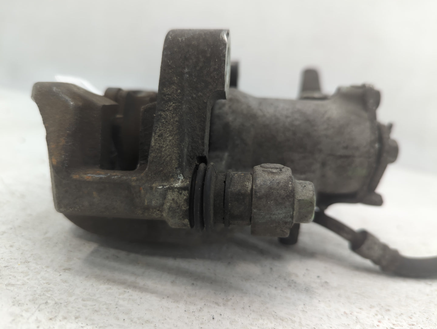 2021-2022 Hyundai Elantra Front Passenger Right Brake Caliper - Oemusedautoparts1.com