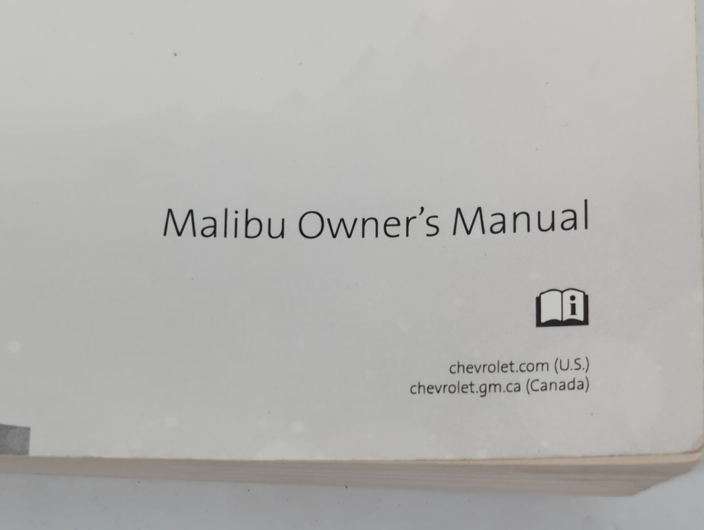 2017 Chevrolet Malibu Owners Manual Book Guide P/N:23461930 B OEM Used Auto Parts - Oemusedautoparts1.com