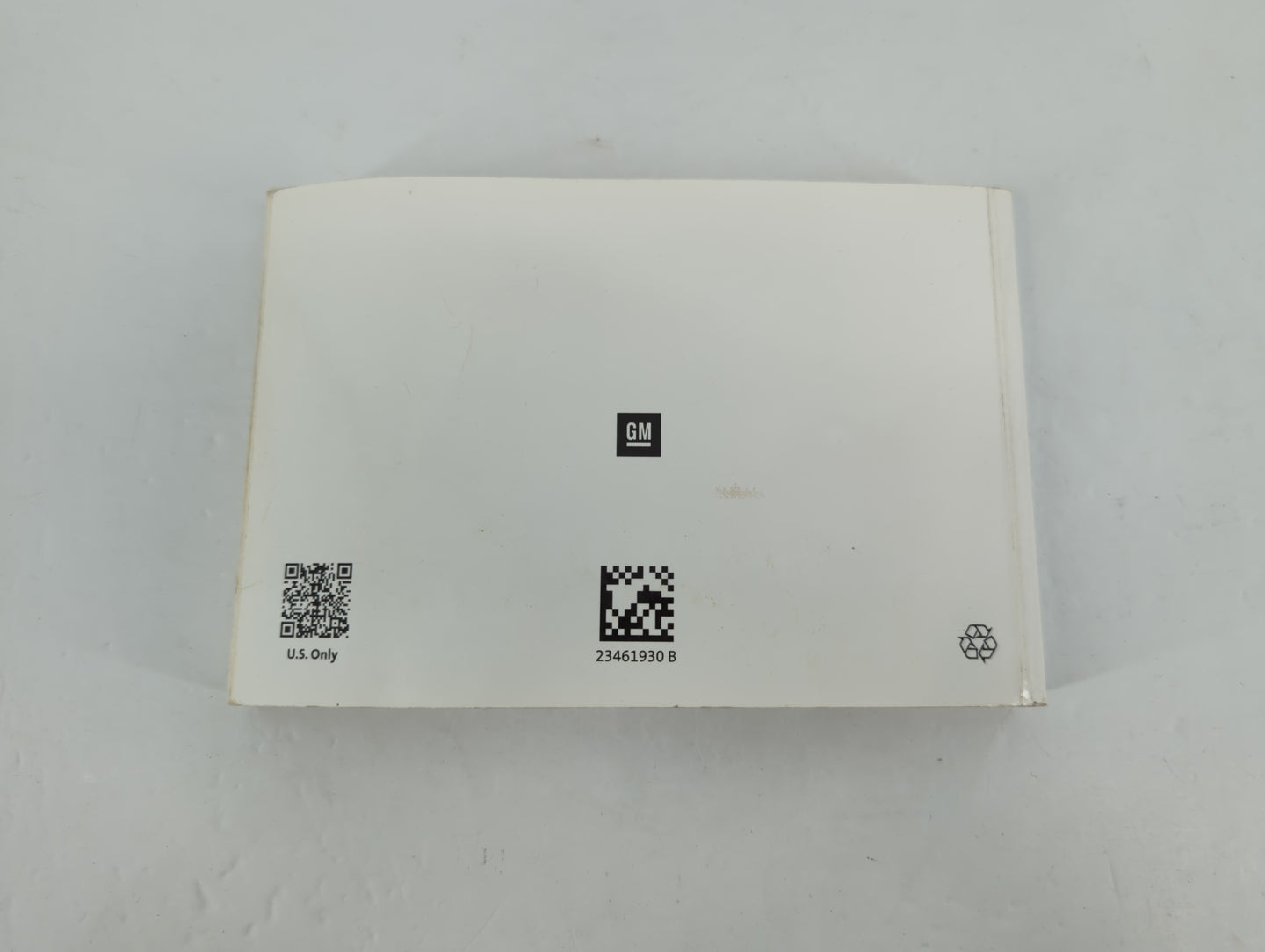 2017 Chevrolet Malibu Owners Manual Book Guide P/N:23461930 B OEM Used Auto Parts - Oemusedautoparts1.com