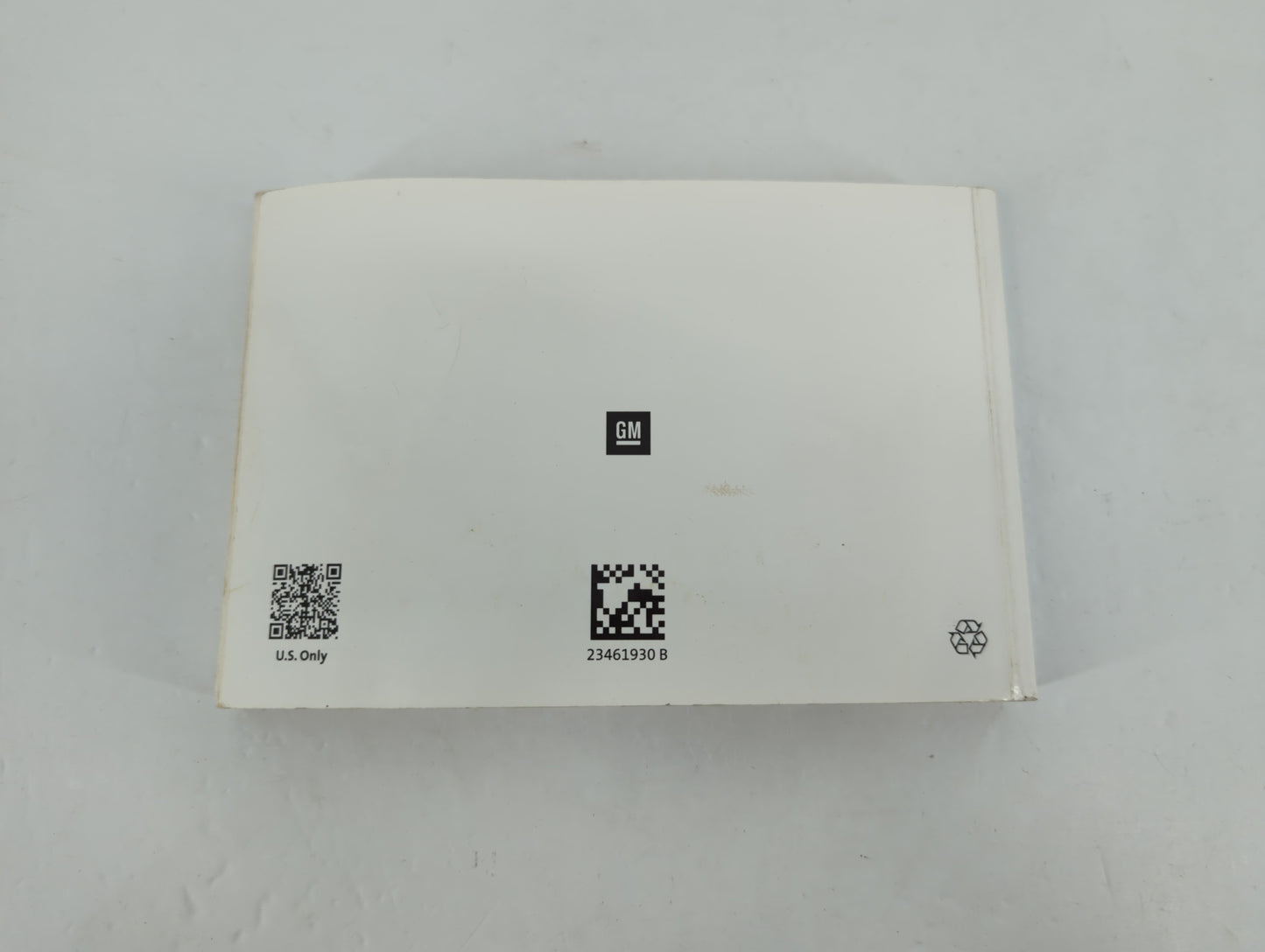 2017 Chevrolet Malibu Owners Manual Book Guide P/N:23461930 B OEM Used Auto Parts - Oemusedautoparts1.com