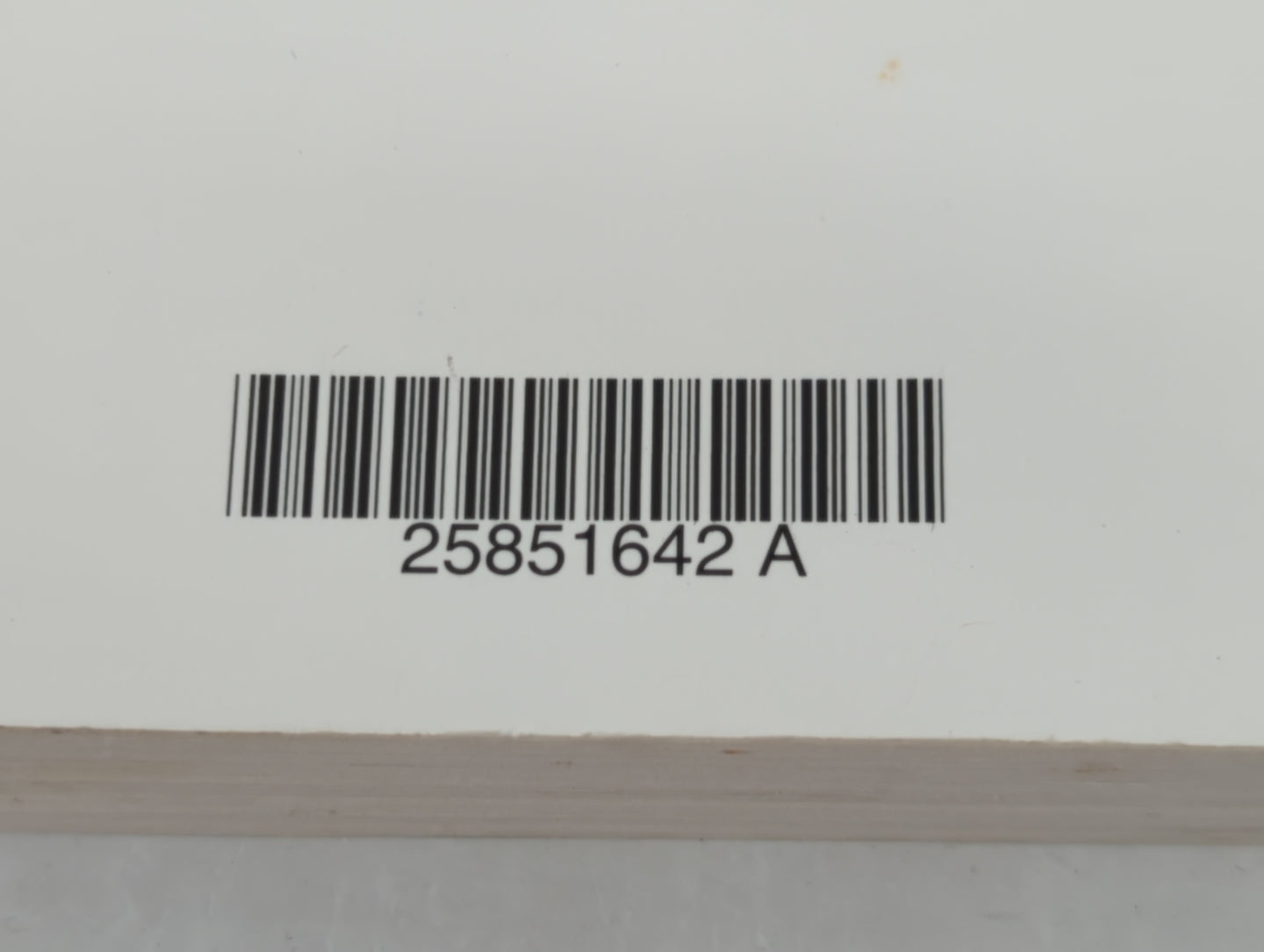 2010 Chevrolet Traverse Owners Manual Book Guide P/N:25851642 A OEM Used Auto Parts - Oemusedautoparts1.com