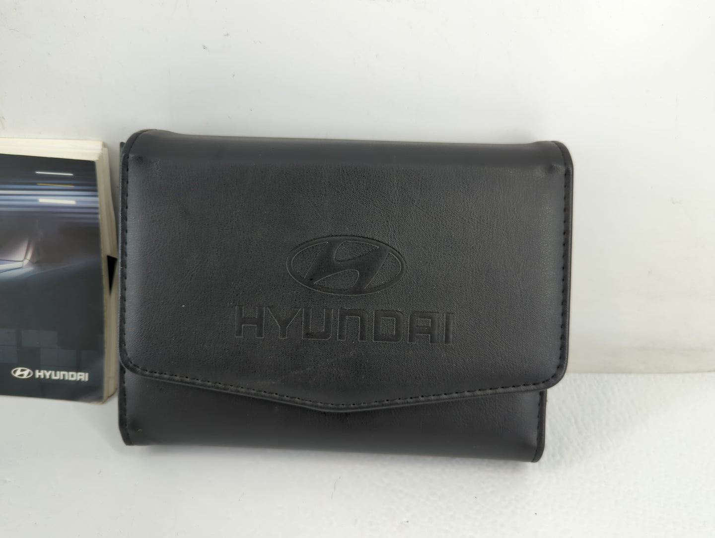 2011 Hyundai Sonata Owners Manual Book Guide P/N:A3SO-EU09H OEM Used Auto Parts - Oemusedautoparts1.com