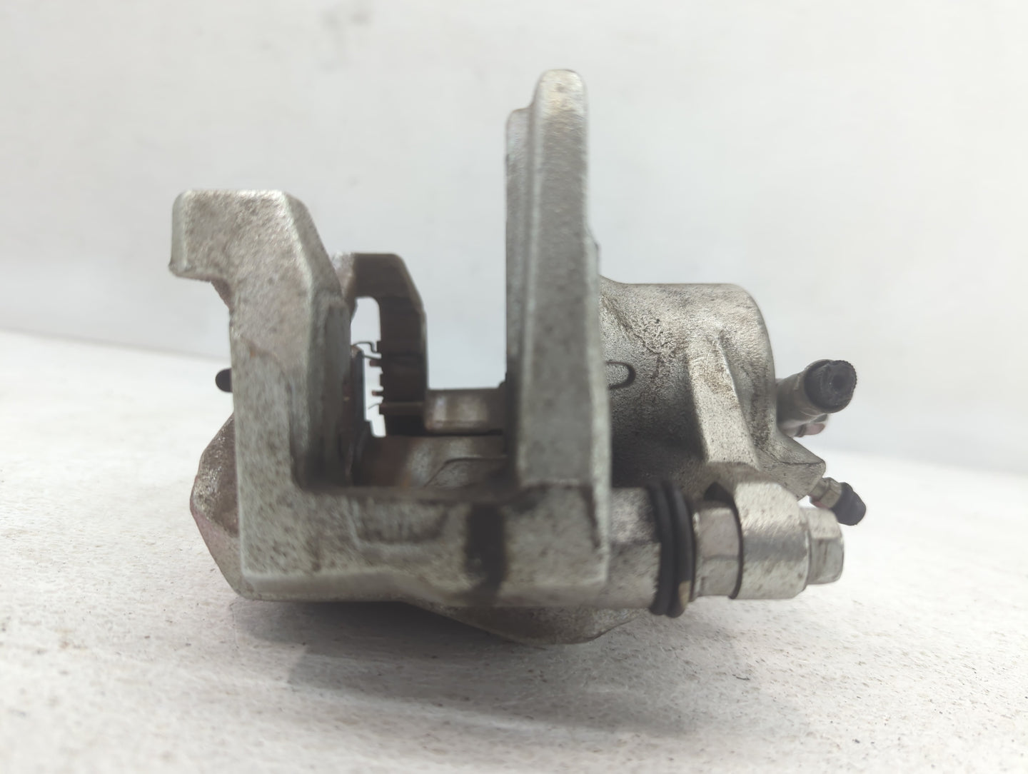 2019-2022 Toyota Rav4 Front Passenger Right Brake Caliper - Oemusedautoparts1.com
