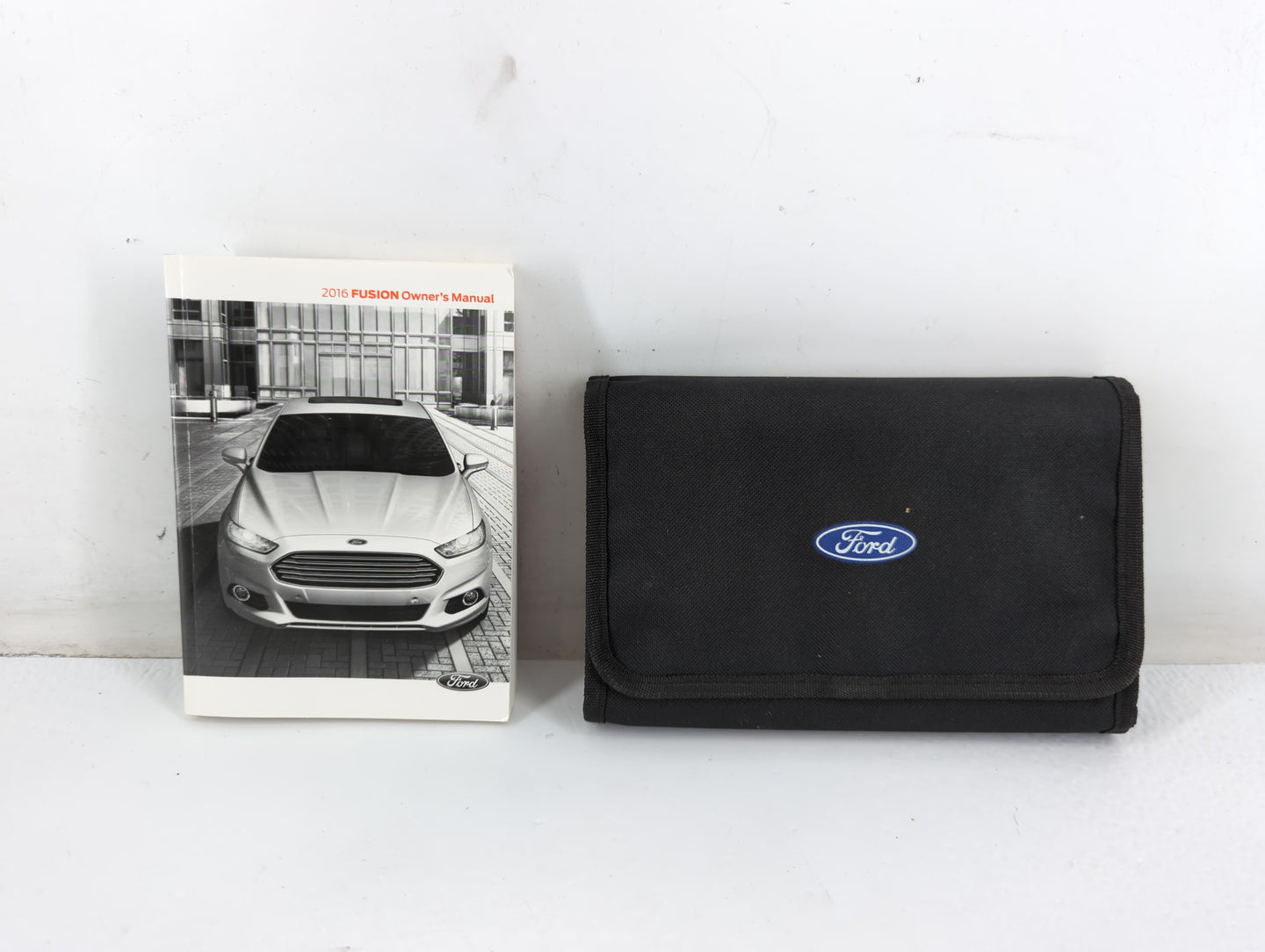 2016 Ford Fusion Owners Manual Book Guide P/N:GE5J 19A321 AA OEM Used Auto Parts - Oemusedautoparts1.com