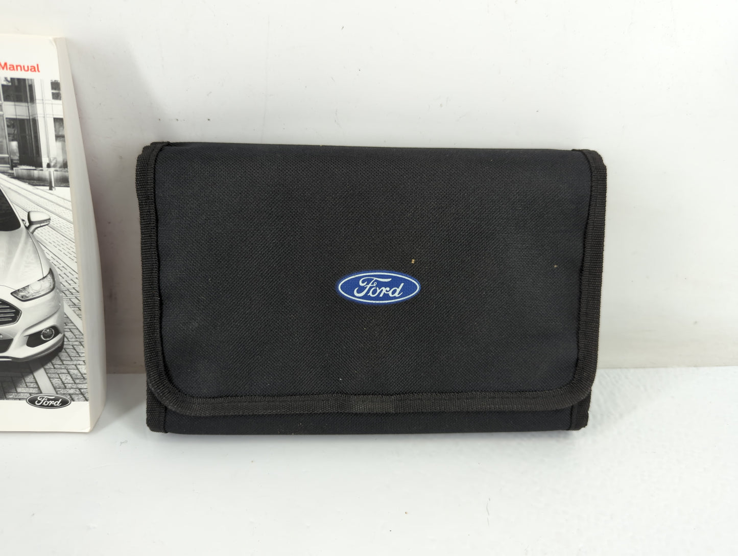 2016 Ford Fusion Owners Manual Book Guide P/N:GE5J 19A321 AA OEM Used Auto Parts - Oemusedautoparts1.com