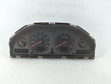 2001 Volvo V60 Instrument Cluster Speedometer Gauges P/N:69294-600T 9499670 Fits OEM Used Auto Parts