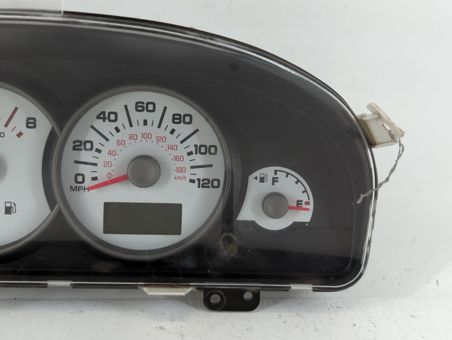 2006-2007 Ford Escape Instrument Cluster Speedometer Gauges P/N:6LBI 10B49 AB Fits Fits 2006 2007 OEM Used Auto Parts - Oemusedautoparts1.com