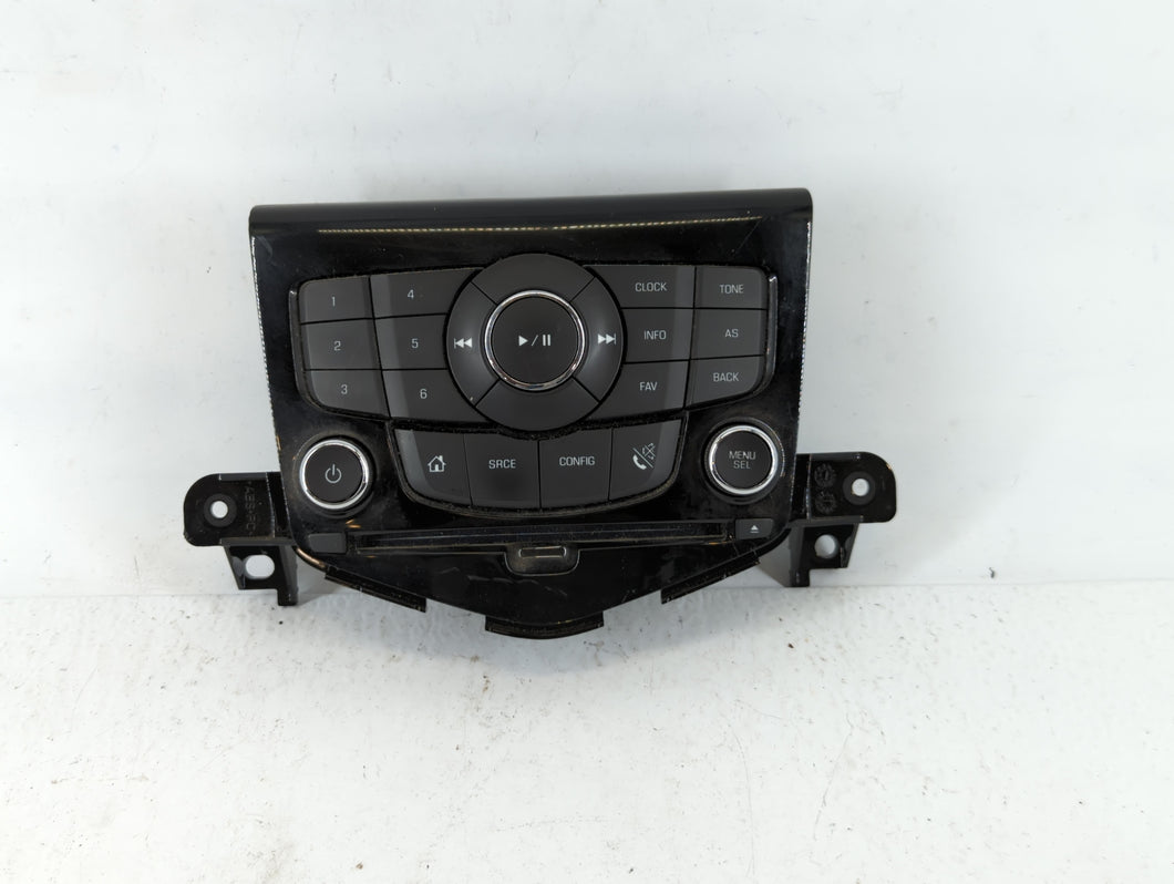 2013-2016 Chevrolet Cruze Radio AM FM Cd Player Receiver Replacement P/N:95166368 Fits Fits 2013 2014 2015 2016 OEM Used Auto Parts