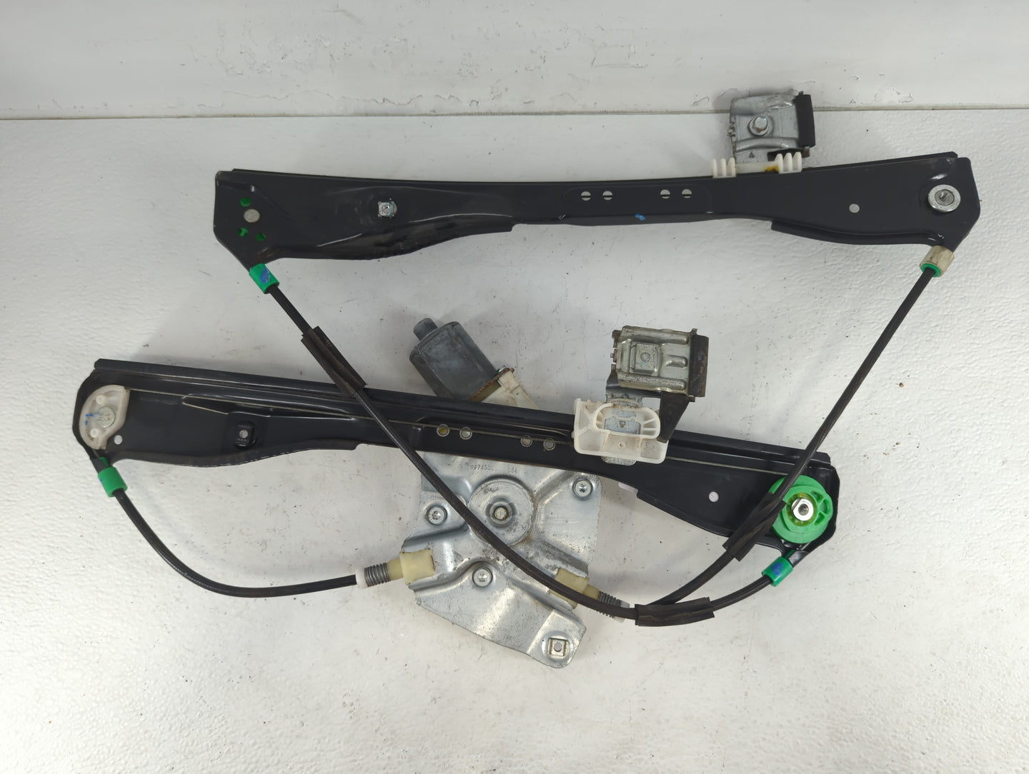 2005-2010 Pontiac G6 Driver Left Front Window Regulator - Oemusedautoparts1.com