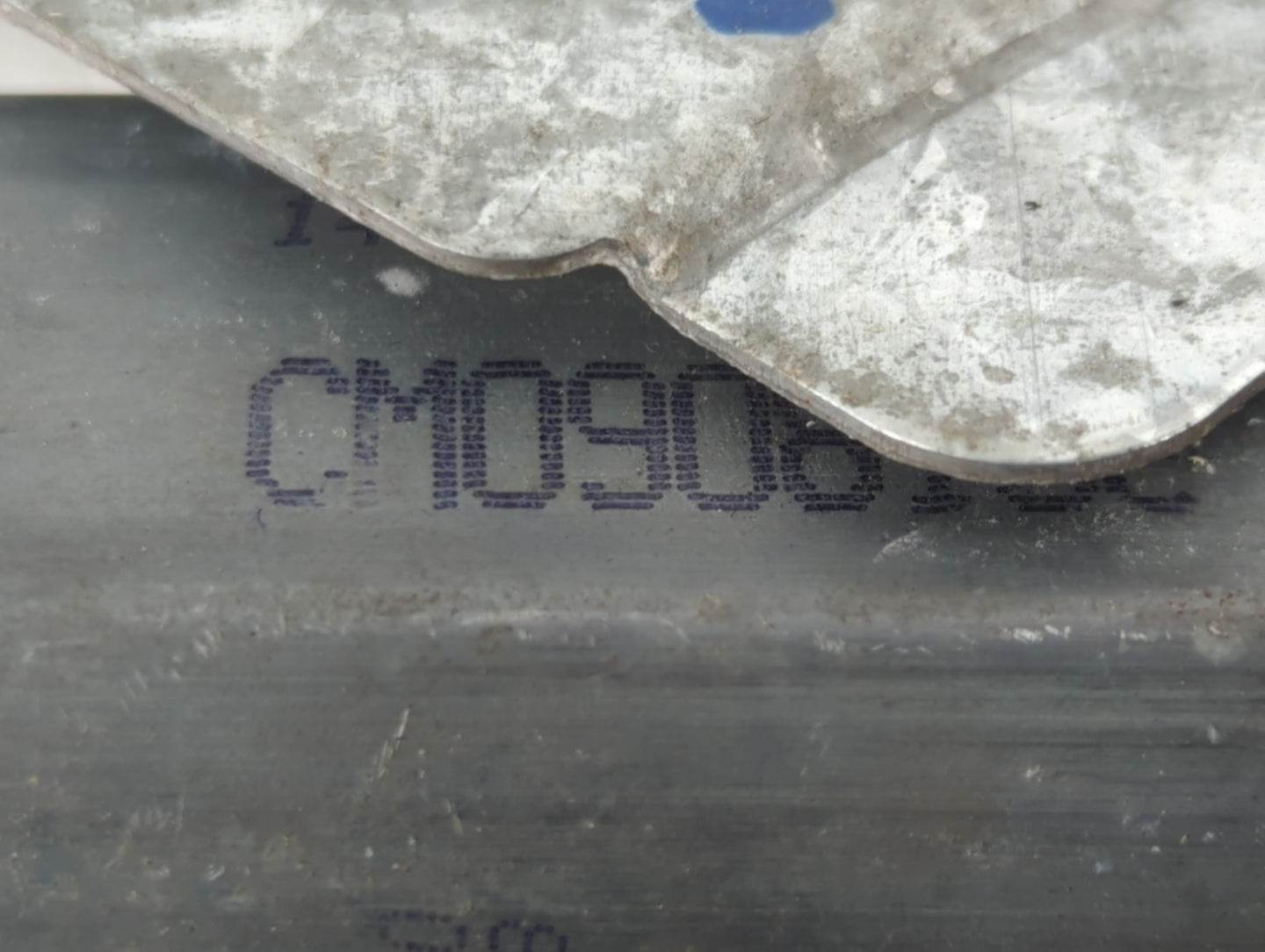 2002-2006 Cadillac Escalade Driver Left Front Window Regulator - Oemusedautoparts1.com