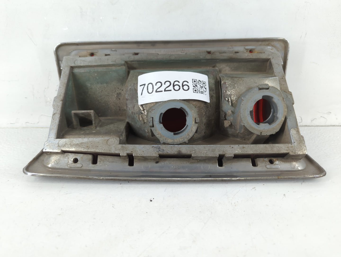 1993-1996 Dodge Dakota Tail Light Assembly Passenger Right OEM P/N:#4357516 Fits Fits 1993 1994 1995 1996 OEM Used Auto Parts - Oemusedautoparts1.com