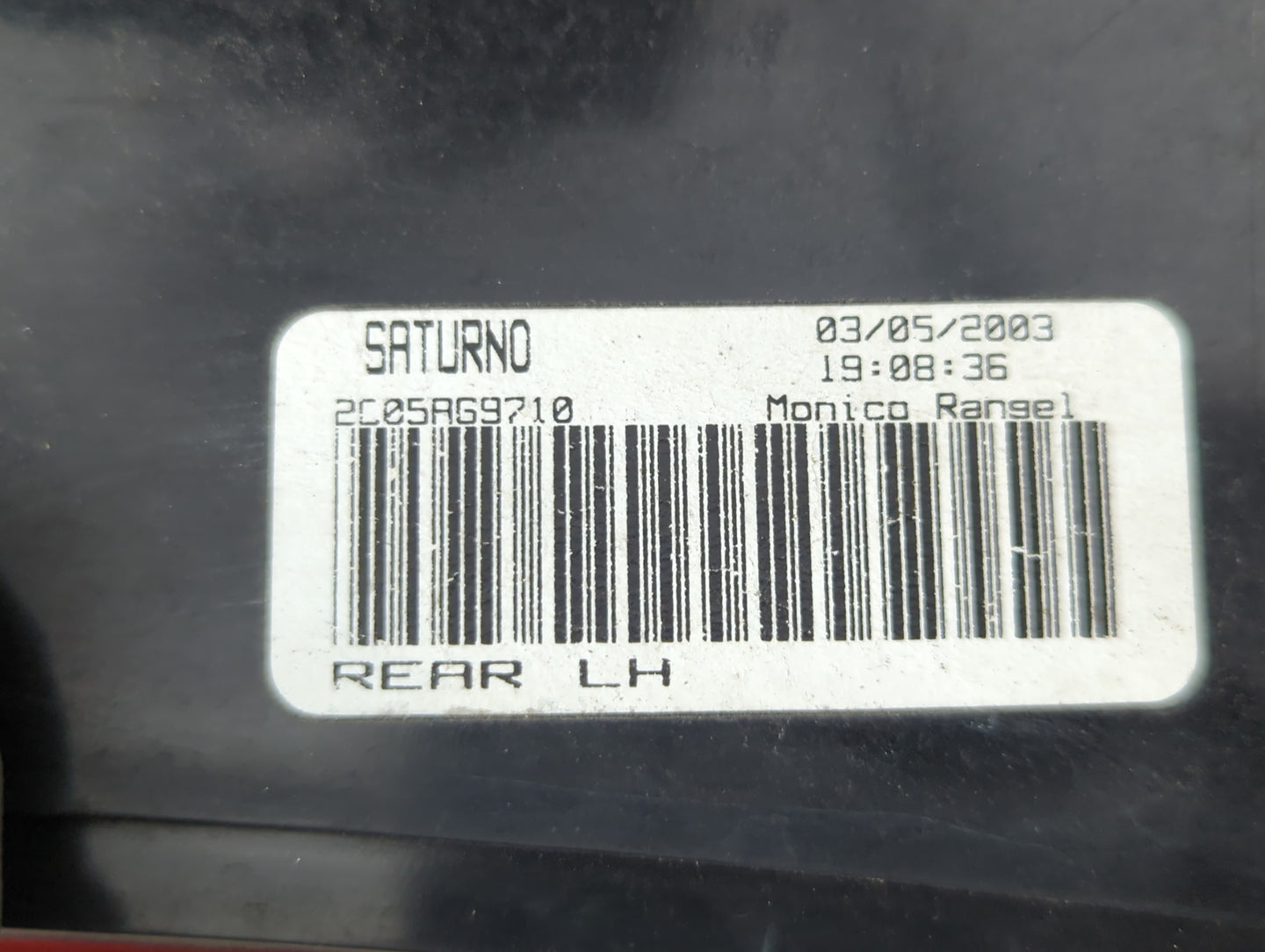 2002-2003 Saturn Vue Tail Light Assembly Driver Left OEM P/N:2005RG9710 Fits Fits 2002 2003 OEM Used Auto Parts - Oemusedautoparts1.com