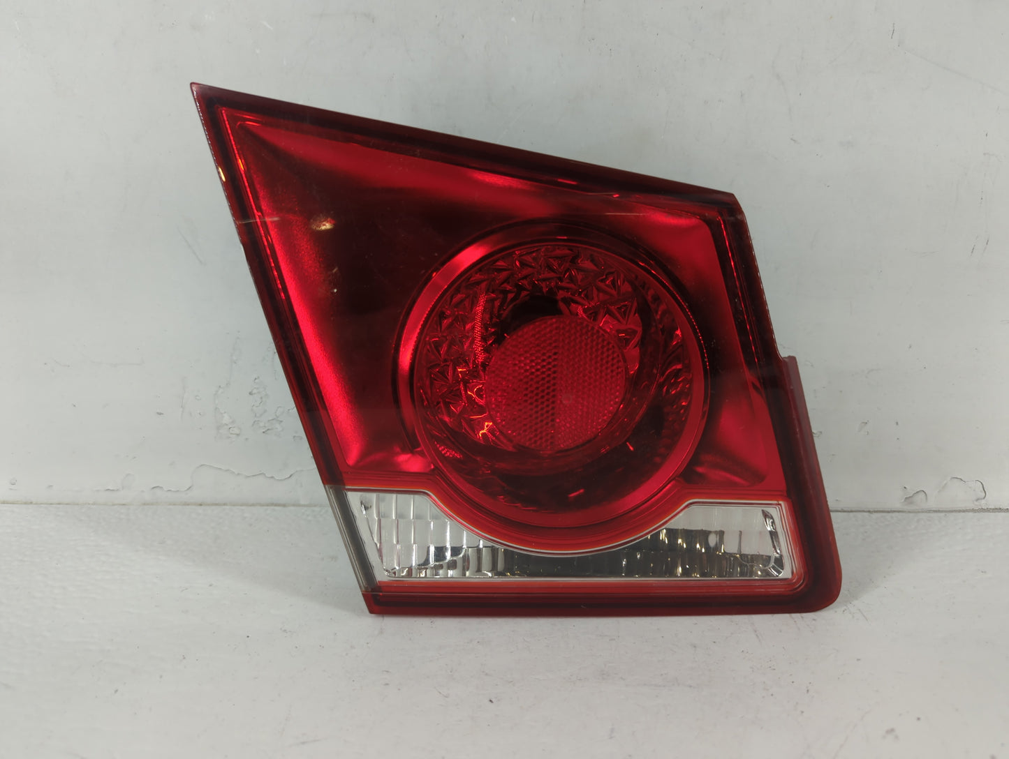 2011-2016 Chevrolet Cruze Tail Light Assembly Driver Left OEM Fits Fits 2011 2012 2013 2014 2015 2016 OEM Used Auto Parts - Oemusedautoparts1.com