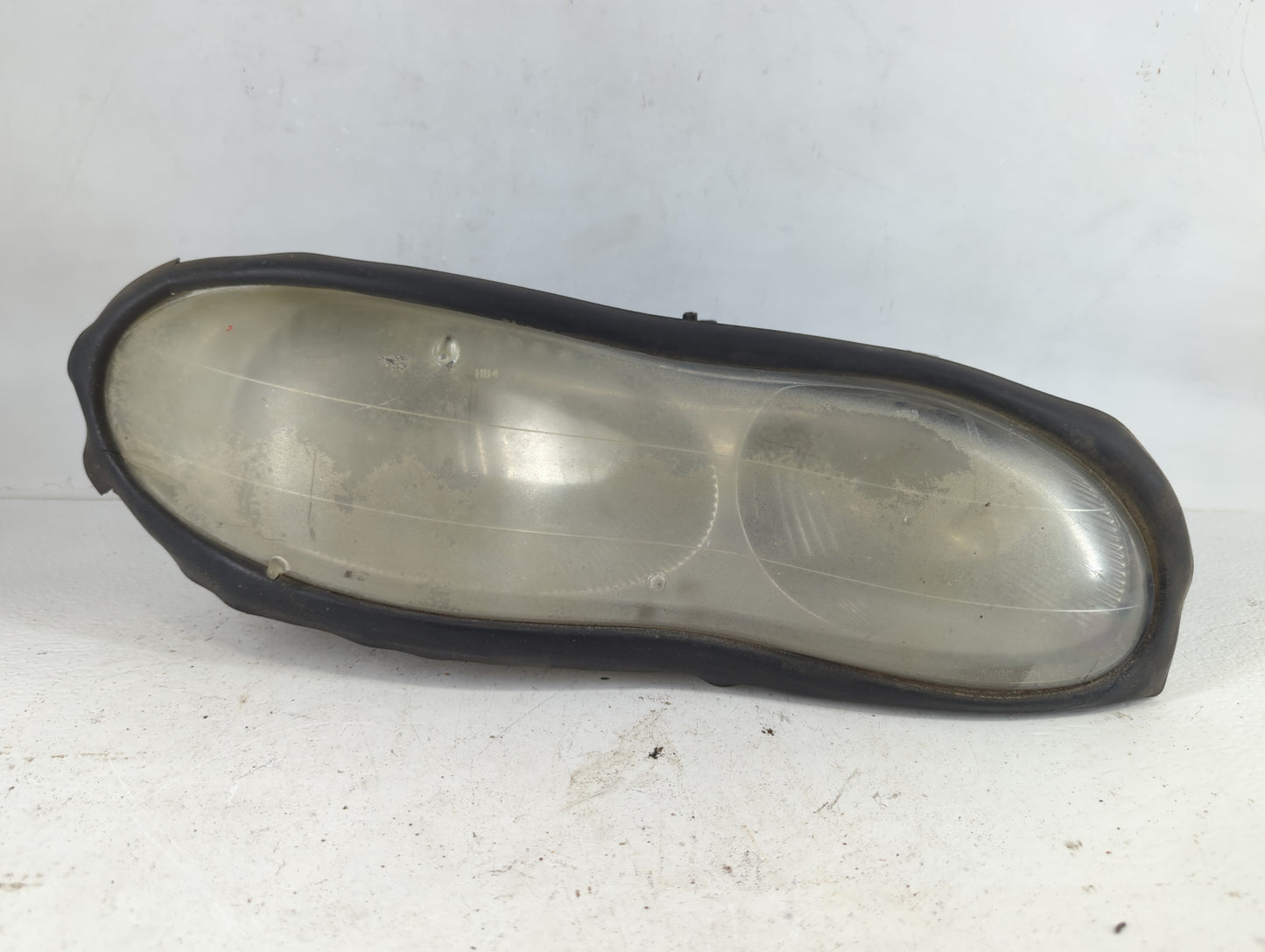 1998-2002 Chevrolet Camaro Passenger Right Oem Head Light Headlight Lamp - Oemusedautoparts1.com